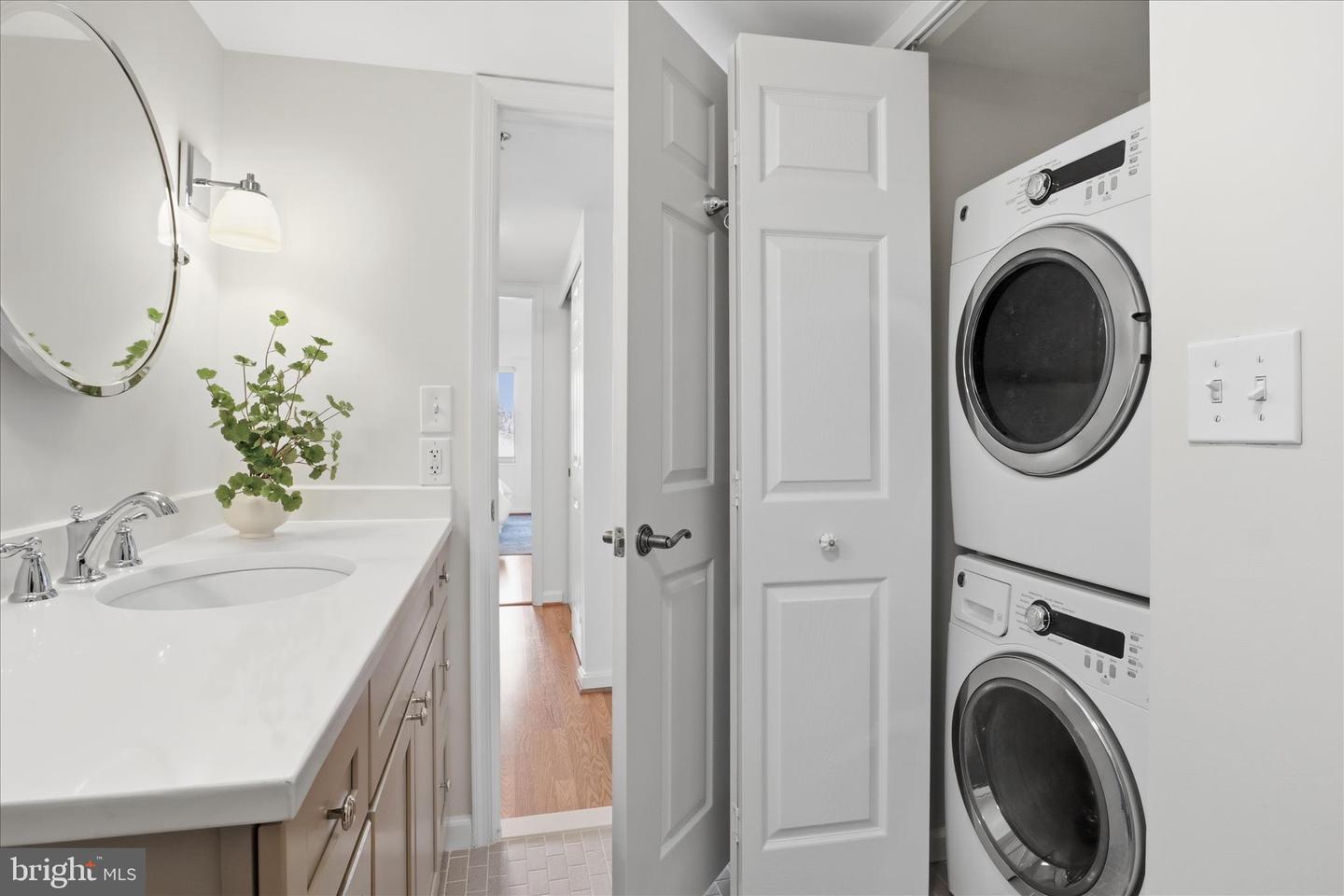 2121 JAMIESON AVE #511, ALEXANDRIA, Virginia 22314, 2 Bedrooms Bedrooms, ,2 BathroomsBathrooms,Residential,For sale,2121 JAMIESON AVE #511,VAAX2052276 MLS # VAAX2052276 2121 JAMIESON AVE #511, ALEXANDRIA, Virginia 22314, 2 Bedrooms Bedrooms, ,2 BathroomsBathrooms,Residential,For sale,2121 JAMIESON AVE #511,VAAX2052276 MLS # VAAX2052276