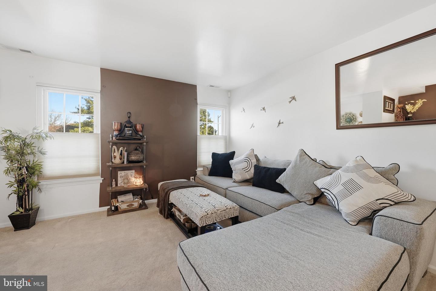 5513 WOODLAWN MANOR CT, ALEXANDRIA, Virginia 22309, 3 Bedrooms Bedrooms, ,2 BathroomsBathrooms,Residential,For sale,5513 WOODLAWN MANOR CT,VAFX2282418 MLS # VAFX2282418 5513 WOODLAWN MANOR CT, ALEXANDRIA, Virginia 22309, 3 Bedrooms Bedrooms, ,2 BathroomsBathrooms,Residential,For sale,5513 WOODLAWN MANOR CT,VAFX2282418 MLS # VAFX2282418