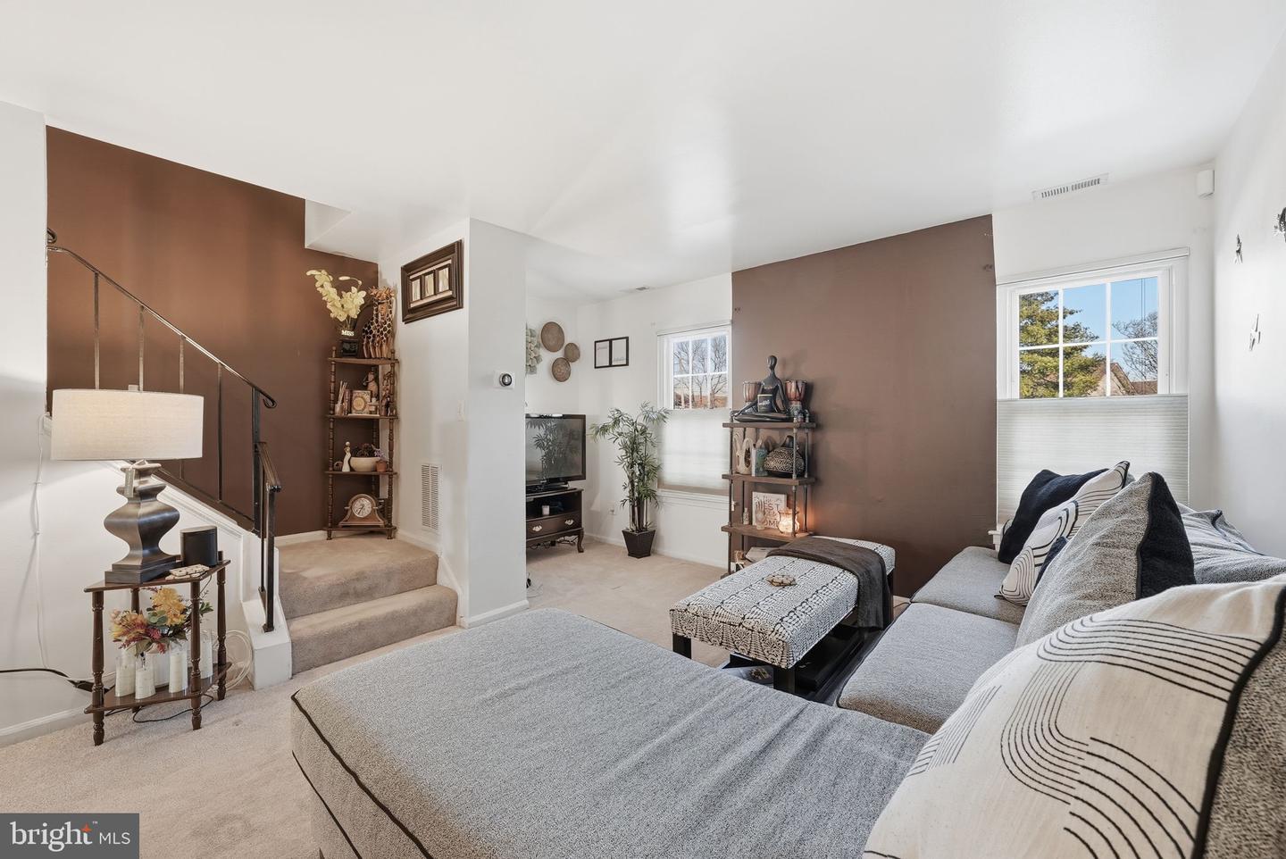 5513 WOODLAWN MANOR CT, ALEXANDRIA, Virginia 22309, 3 Bedrooms Bedrooms, ,2 BathroomsBathrooms,Residential,For sale,5513 WOODLAWN MANOR CT,VAFX2282418 MLS # VAFX2282418 5513 WOODLAWN MANOR CT, ALEXANDRIA, Virginia 22309, 3 Bedrooms Bedrooms, ,2 BathroomsBathrooms,Residential,For sale,5513 WOODLAWN MANOR CT,VAFX2282418 MLS # VAFX2282418