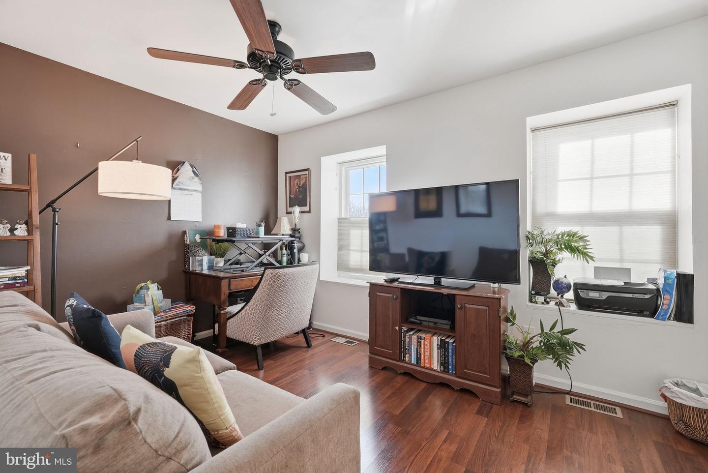 5513 WOODLAWN MANOR CT, ALEXANDRIA, Virginia 22309, 3 Bedrooms Bedrooms, ,2 BathroomsBathrooms,Residential,For sale,5513 WOODLAWN MANOR CT,VAFX2282418 MLS # VAFX2282418 5513 WOODLAWN MANOR CT, ALEXANDRIA, Virginia 22309, 3 Bedrooms Bedrooms, ,2 BathroomsBathrooms,Residential,For sale,5513 WOODLAWN MANOR CT,VAFX2282418 MLS # VAFX2282418