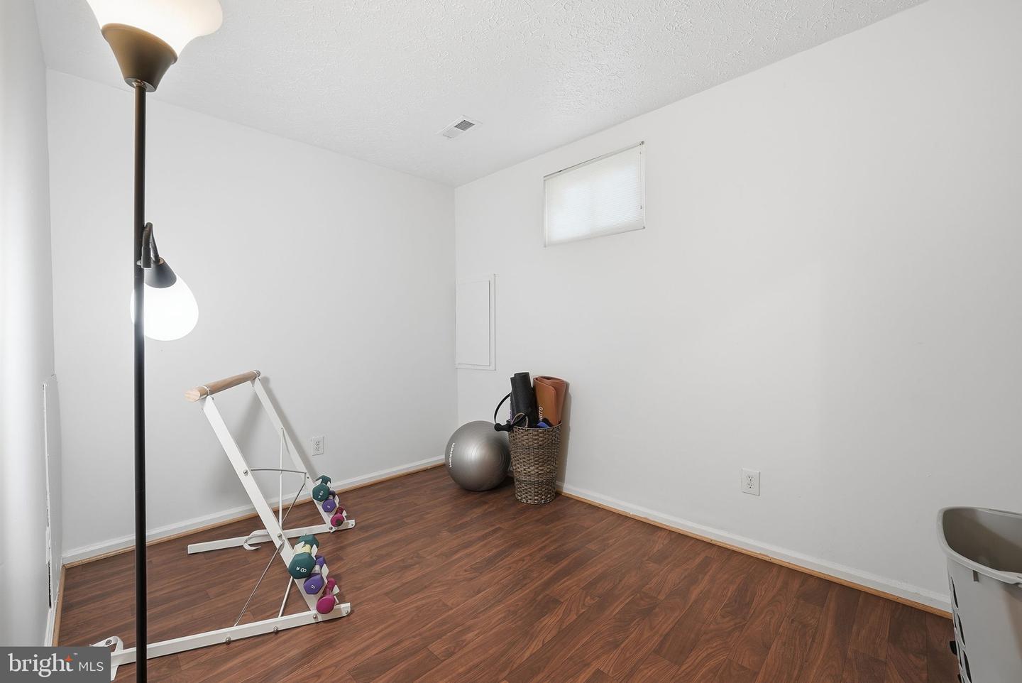 5513 WOODLAWN MANOR CT, ALEXANDRIA, Virginia 22309, 3 Bedrooms Bedrooms, ,2 BathroomsBathrooms,Residential,For sale,5513 WOODLAWN MANOR CT,VAFX2282418 MLS # VAFX2282418 5513 WOODLAWN MANOR CT, ALEXANDRIA, Virginia 22309, 3 Bedrooms Bedrooms, ,2 BathroomsBathrooms,Residential,For sale,5513 WOODLAWN MANOR CT,VAFX2282418 MLS # VAFX2282418