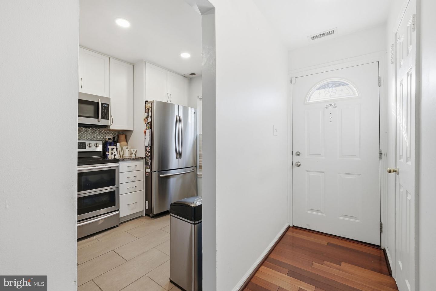 5513 WOODLAWN MANOR CT, ALEXANDRIA, Virginia 22309, 3 Bedrooms Bedrooms, ,2 BathroomsBathrooms,Residential,For sale,5513 WOODLAWN MANOR CT,VAFX2282418 MLS # VAFX2282418 5513 WOODLAWN MANOR CT, ALEXANDRIA, Virginia 22309, 3 Bedrooms Bedrooms, ,2 BathroomsBathrooms,Residential,For sale,5513 WOODLAWN MANOR CT,VAFX2282418 MLS # VAFX2282418