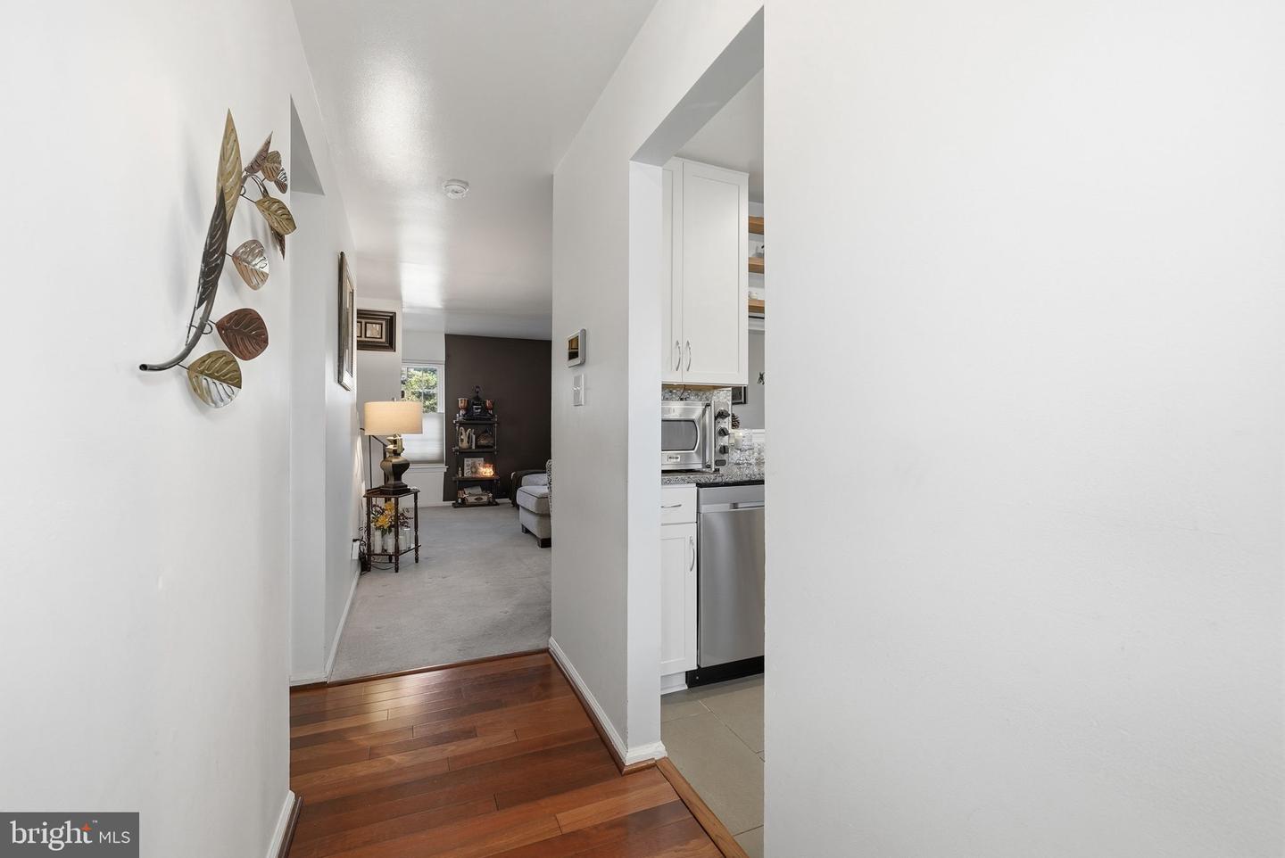 5513 WOODLAWN MANOR CT, ALEXANDRIA, Virginia 22309, 3 Bedrooms Bedrooms, ,2 BathroomsBathrooms,Residential,For sale,5513 WOODLAWN MANOR CT,VAFX2282418 MLS # VAFX2282418 5513 WOODLAWN MANOR CT, ALEXANDRIA, Virginia 22309, 3 Bedrooms Bedrooms, ,2 BathroomsBathrooms,Residential,For sale,5513 WOODLAWN MANOR CT,VAFX2282418 MLS # VAFX2282418