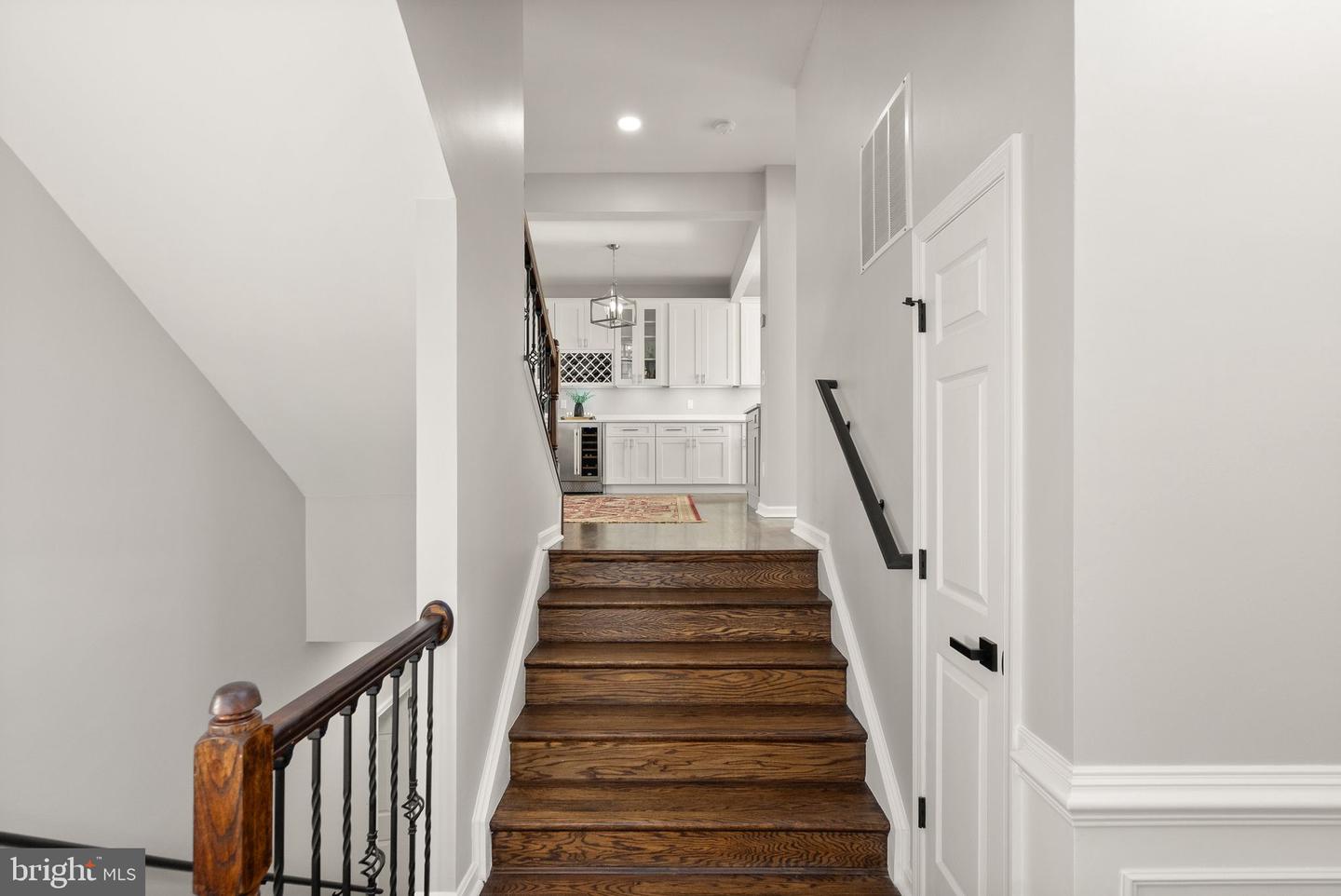 7060 COURTYARD WAY, HAYMARKET, Virginia 20169, 4 Bedrooms Bedrooms, ,3 BathroomsBathrooms,Residential,For sale,7060 COURTYARD WAY,VAPW2109094 MLS # VAPW2109094 7060 COURTYARD WAY, HAYMARKET, Virginia 20169, 4 Bedrooms Bedrooms, ,3 BathroomsBathrooms,Residential,For sale,7060 COURTYARD WAY,VAPW2109094 MLS # VAPW2109094