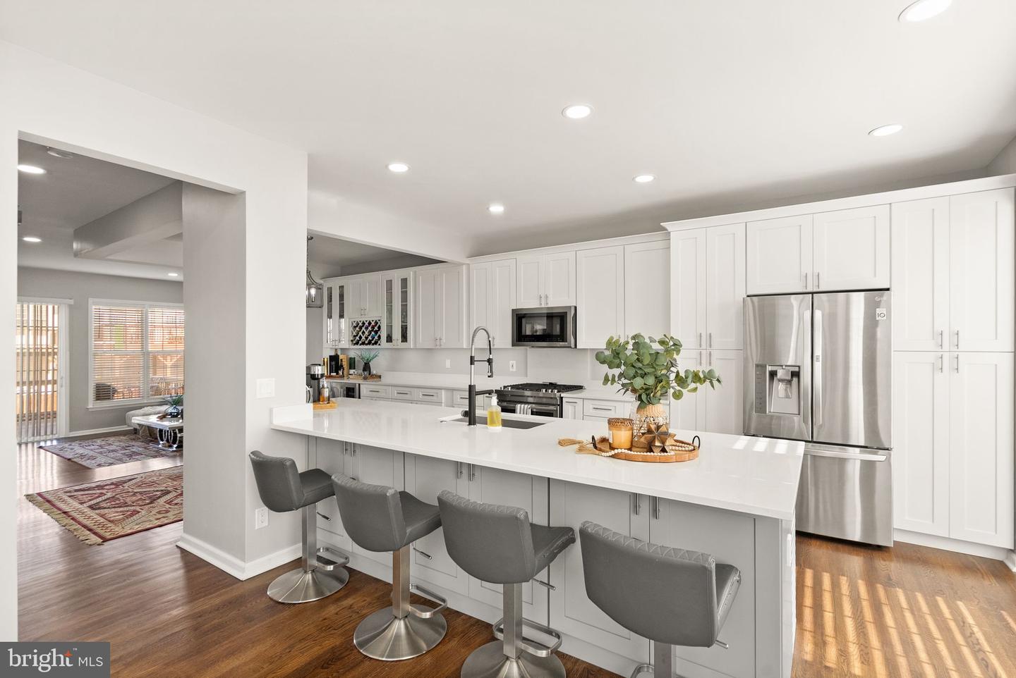 7060 COURTYARD WAY, HAYMARKET, Virginia 20169, 4 Bedrooms Bedrooms, ,3 BathroomsBathrooms,Residential,For sale,7060 COURTYARD WAY,VAPW2109094 MLS # VAPW2109094 7060 COURTYARD WAY, HAYMARKET, Virginia 20169, 4 Bedrooms Bedrooms, ,3 BathroomsBathrooms,Residential,For sale,7060 COURTYARD WAY,VAPW2109094 MLS # VAPW2109094