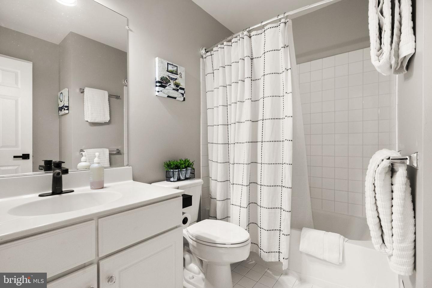 7060 COURTYARD WAY, HAYMARKET, Virginia 20169, 4 Bedrooms Bedrooms, ,3 BathroomsBathrooms,Residential,For sale,7060 COURTYARD WAY,VAPW2109094 MLS # VAPW2109094 7060 COURTYARD WAY, HAYMARKET, Virginia 20169, 4 Bedrooms Bedrooms, ,3 BathroomsBathrooms,Residential,For sale,7060 COURTYARD WAY,VAPW2109094 MLS # VAPW2109094