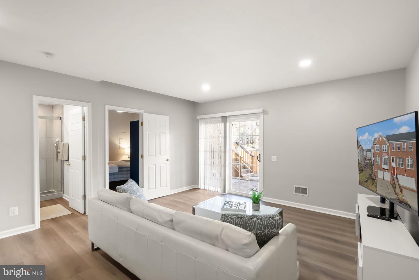 7060 COURTYARD WAY, HAYMARKET, Virginia 20169, 4 Bedrooms Bedrooms, ,3 BathroomsBathrooms,Residential,For sale,7060 COURTYARD WAY,VAPW2109094 MLS # VAPW2109094 7060 COURTYARD WAY, HAYMARKET, Virginia 20169, 4 Bedrooms Bedrooms, ,3 BathroomsBathrooms,Residential,For sale,7060 COURTYARD WAY,VAPW2109094 MLS # VAPW2109094