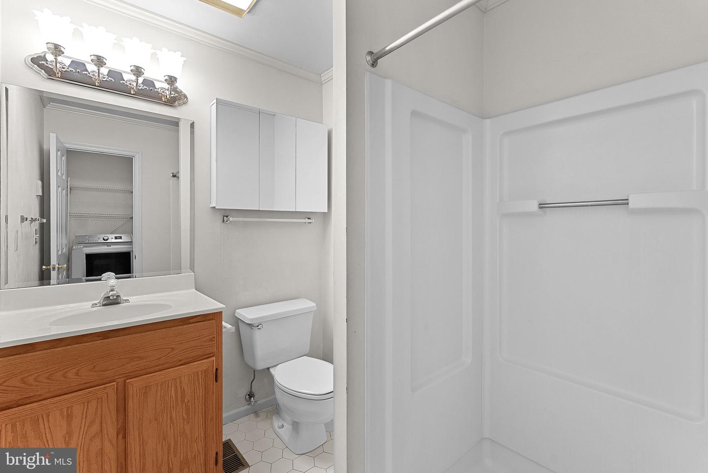 3709 HOWSEN AVE, FAIRFAX, Virginia 22030, 3 Bedrooms Bedrooms, ,3 BathroomsBathrooms,Residential,For sale,3709 HOWSEN AVE,VAFC2007564 MLS # VAFC2007564 3709 HOWSEN AVE, FAIRFAX, Virginia 22030, 3 Bedrooms Bedrooms, ,3 BathroomsBathrooms,Residential,For sale,3709 HOWSEN AVE,VAFC2007564 MLS # VAFC2007564