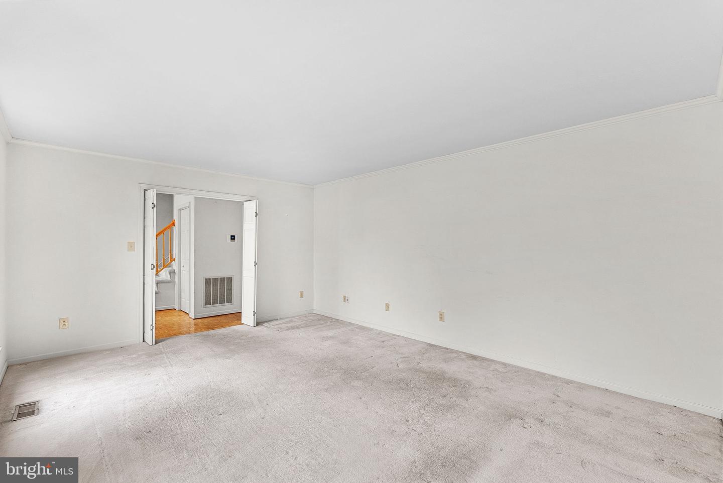 3709 HOWSEN AVE, FAIRFAX, Virginia 22030, 3 Bedrooms Bedrooms, ,3 BathroomsBathrooms,Residential,For sale,3709 HOWSEN AVE,VAFC2007564 MLS # VAFC2007564 3709 HOWSEN AVE, FAIRFAX, Virginia 22030, 3 Bedrooms Bedrooms, ,3 BathroomsBathrooms,Residential,For sale,3709 HOWSEN AVE,VAFC2007564 MLS # VAFC2007564