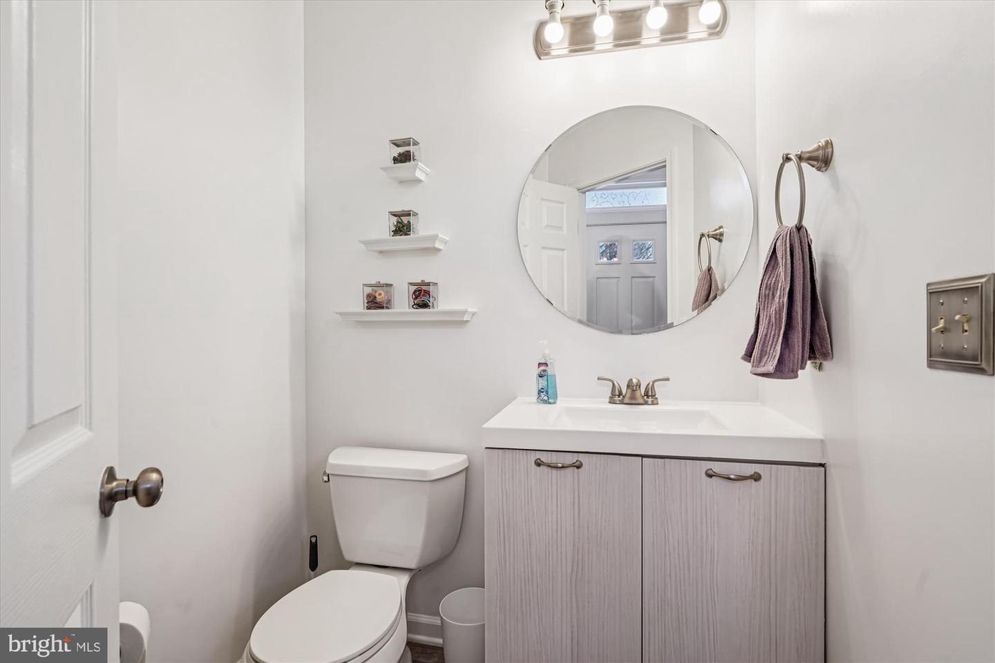 14701 WINTERFIELD CT, CENTREVILLE, Virginia 20120, 3 Bedrooms Bedrooms, ,2 BathroomsBathrooms,Residential,For sale,14701 WINTERFIELD CT,VAFX2282588 MLS # VAFX2282588 14701 WINTERFIELD CT, CENTREVILLE, Virginia 20120, 3 Bedrooms Bedrooms, ,2 BathroomsBathrooms,Residential,For sale,14701 WINTERFIELD CT,VAFX2282588 MLS # VAFX2282588