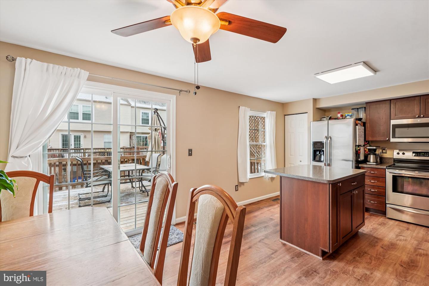 14701 WINTERFIELD CT, CENTREVILLE, Virginia 20120, 3 Bedrooms Bedrooms, ,2 BathroomsBathrooms,Residential,For sale,14701 WINTERFIELD CT,VAFX2282588 MLS # VAFX2282588 14701 WINTERFIELD CT, CENTREVILLE, Virginia 20120, 3 Bedrooms Bedrooms, ,2 BathroomsBathrooms,Residential,For sale,14701 WINTERFIELD CT,VAFX2282588 MLS # VAFX2282588