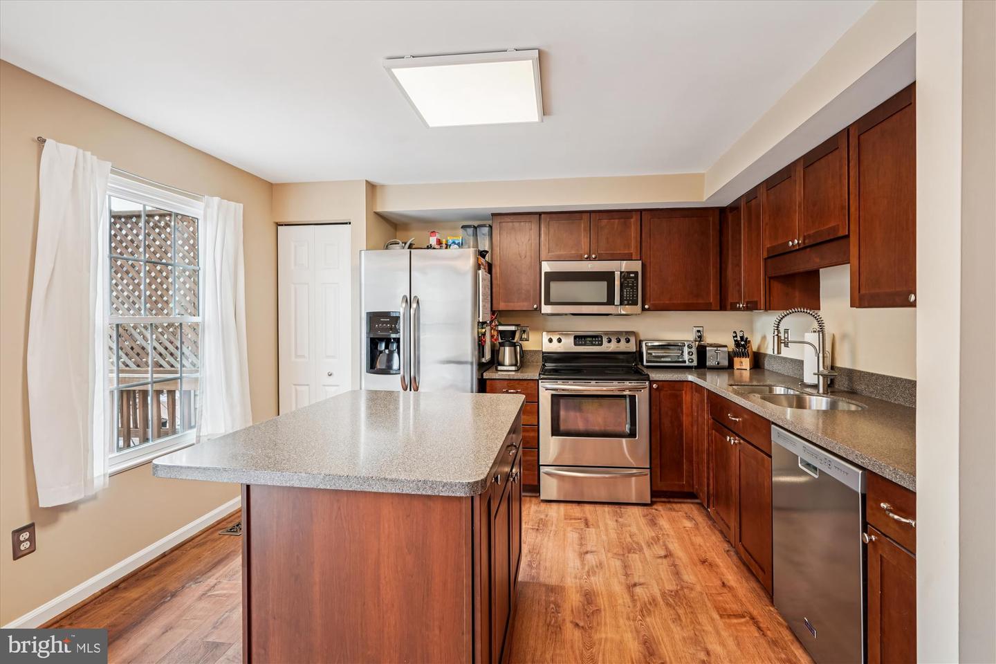 14701 WINTERFIELD CT, CENTREVILLE, Virginia 20120, 3 Bedrooms Bedrooms, ,2 BathroomsBathrooms,Residential,For sale,14701 WINTERFIELD CT,VAFX2282588 MLS # VAFX2282588 14701 WINTERFIELD CT, CENTREVILLE, Virginia 20120, 3 Bedrooms Bedrooms, ,2 BathroomsBathrooms,Residential,For sale,14701 WINTERFIELD CT,VAFX2282588 MLS # VAFX2282588