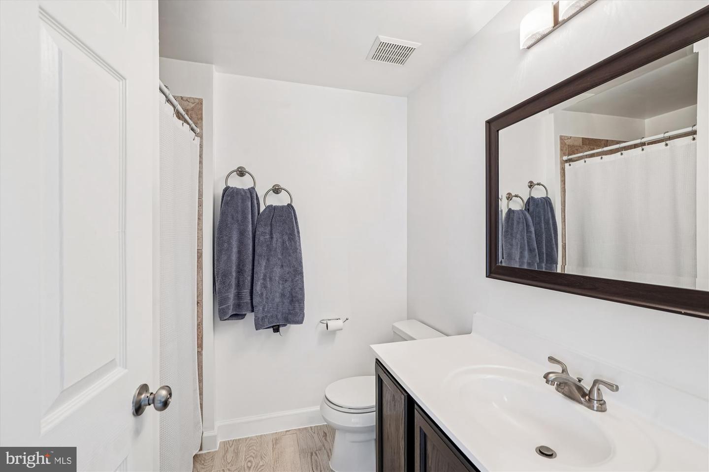 14701 WINTERFIELD CT, CENTREVILLE, Virginia 20120, 3 Bedrooms Bedrooms, ,2 BathroomsBathrooms,Residential,For sale,14701 WINTERFIELD CT,VAFX2282588 MLS # VAFX2282588 14701 WINTERFIELD CT, CENTREVILLE, Virginia 20120, 3 Bedrooms Bedrooms, ,2 BathroomsBathrooms,Residential,For sale,14701 WINTERFIELD CT,VAFX2282588 MLS # VAFX2282588