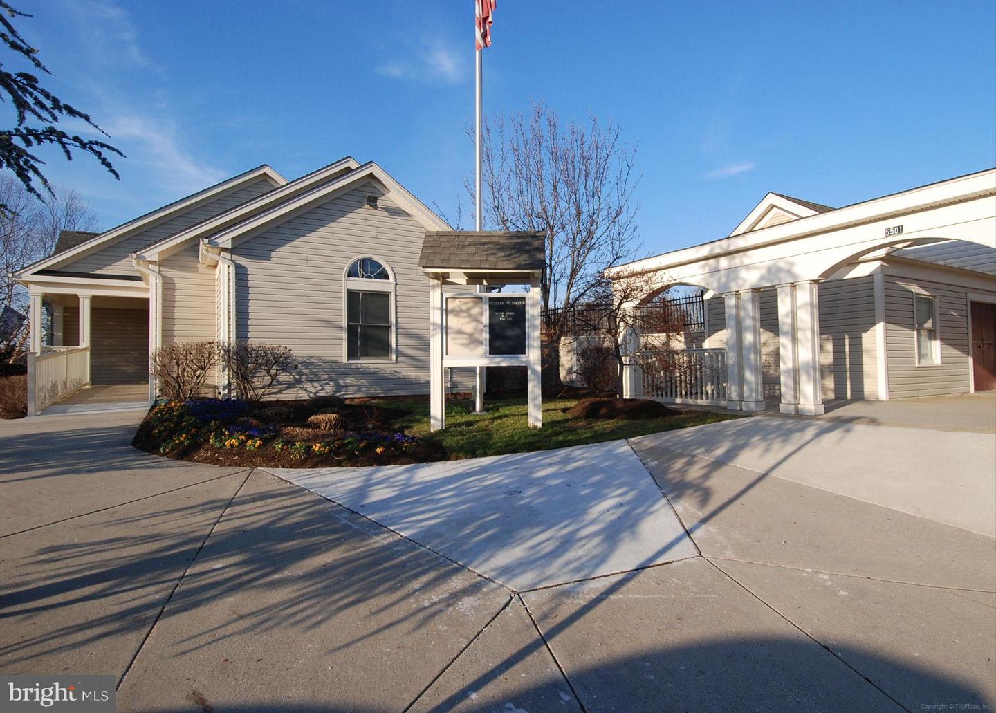 14701 WINTERFIELD CT, CENTREVILLE, Virginia 20120, 3 Bedrooms Bedrooms, ,2 BathroomsBathrooms,Residential,For sale,14701 WINTERFIELD CT,VAFX2282588 MLS # VAFX2282588 14701 WINTERFIELD CT, CENTREVILLE, Virginia 20120, 3 Bedrooms Bedrooms, ,2 BathroomsBathrooms,Residential,For sale,14701 WINTERFIELD CT,VAFX2282588 MLS # VAFX2282588