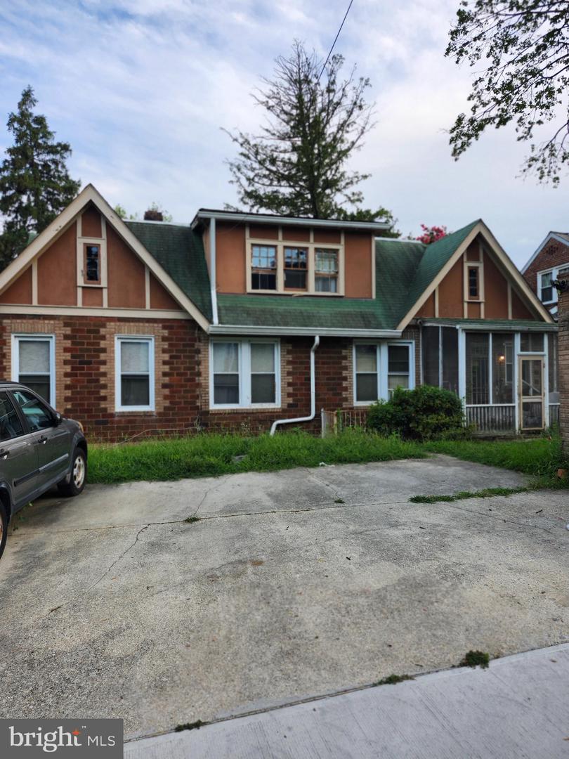 1305 FERN ST NW, WASHINGTON, District Of Columbia 20012, 4 Bedrooms Bedrooms, ,2 BathroomsBathrooms,Residential,For sale,1305 FERN ST NW,DCDC2235166 MLS # DCDC2235166 1305 FERN ST NW, WASHINGTON, District Of Columbia 20012, 4 Bedrooms Bedrooms, ,2 BathroomsBathrooms,Residential,For sale,1305 FERN ST NW,DCDC2235166 MLS # DCDC2235166