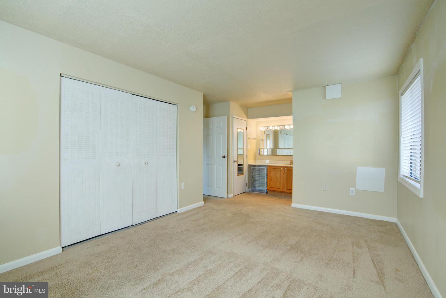 613 CENTER ST #T2, HERNDON, Virginia 20170, 1 Bedroom Bedrooms, ,1 BathroomBathrooms,Residential,For sale,613 CENTER ST #T2,VAFX2282680 MLS # VAFX2282680