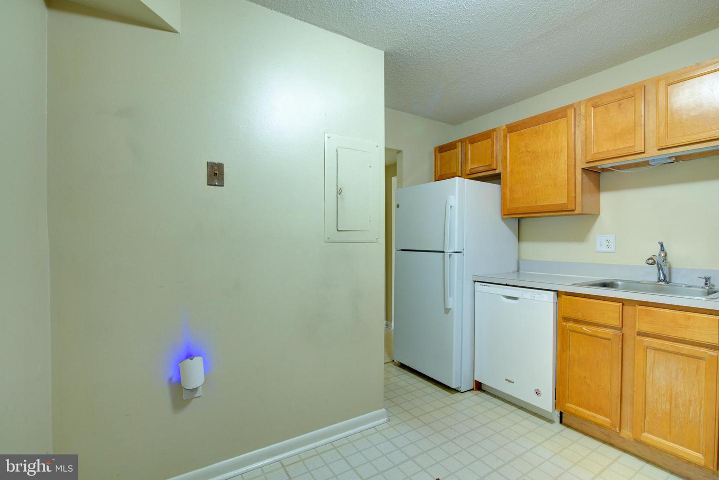 613 CENTER ST #T2, HERNDON, Virginia 20170, 1 Bedroom Bedrooms, ,1 BathroomBathrooms,Residential,For sale,613 CENTER ST #T2,VAFX2282680 MLS # VAFX2282680