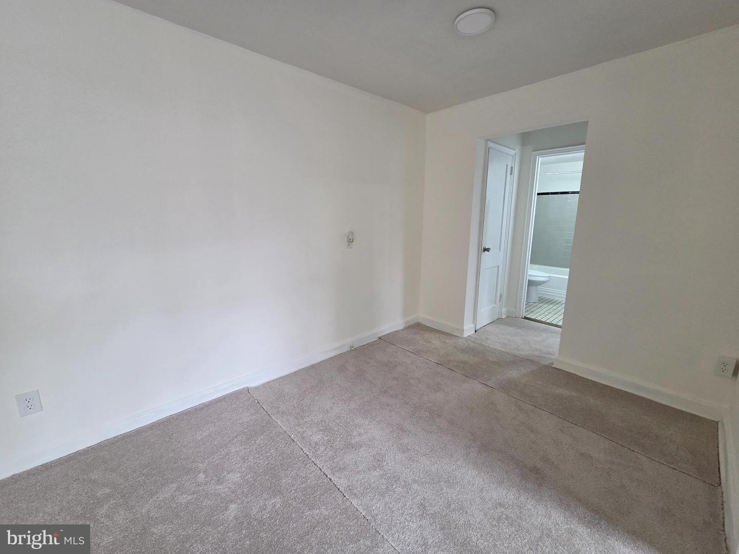 20 CHESAPEAKE ST SE #38, WASHINGTON, District Of Columbia 20032, 1 Bedroom Bedrooms, 2 Rooms Rooms,1 BathroomBathrooms,Residential,For sale,20 CHESAPEAKE ST SE #38,DCDC2235210 MLS # DCDC2235210 20 CHESAPEAKE ST SE #38, WASHINGTON, District Of Columbia 20032, 1 Bedroom Bedrooms, 2 Rooms Rooms,1 BathroomBathrooms,Residential,For sale,20 CHESAPEAKE ST SE #38,DCDC2235210 MLS # DCDC2235210