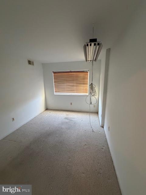 3433 SUMMIT CT NE #3433, WASHINGTON, District Of Columbia 20018, 2 Bedrooms Bedrooms, ,1 BathroomBathrooms,Residential,For sale,3433 SUMMIT CT NE #3433,DCDC2235234 MLS # DCDC2235234