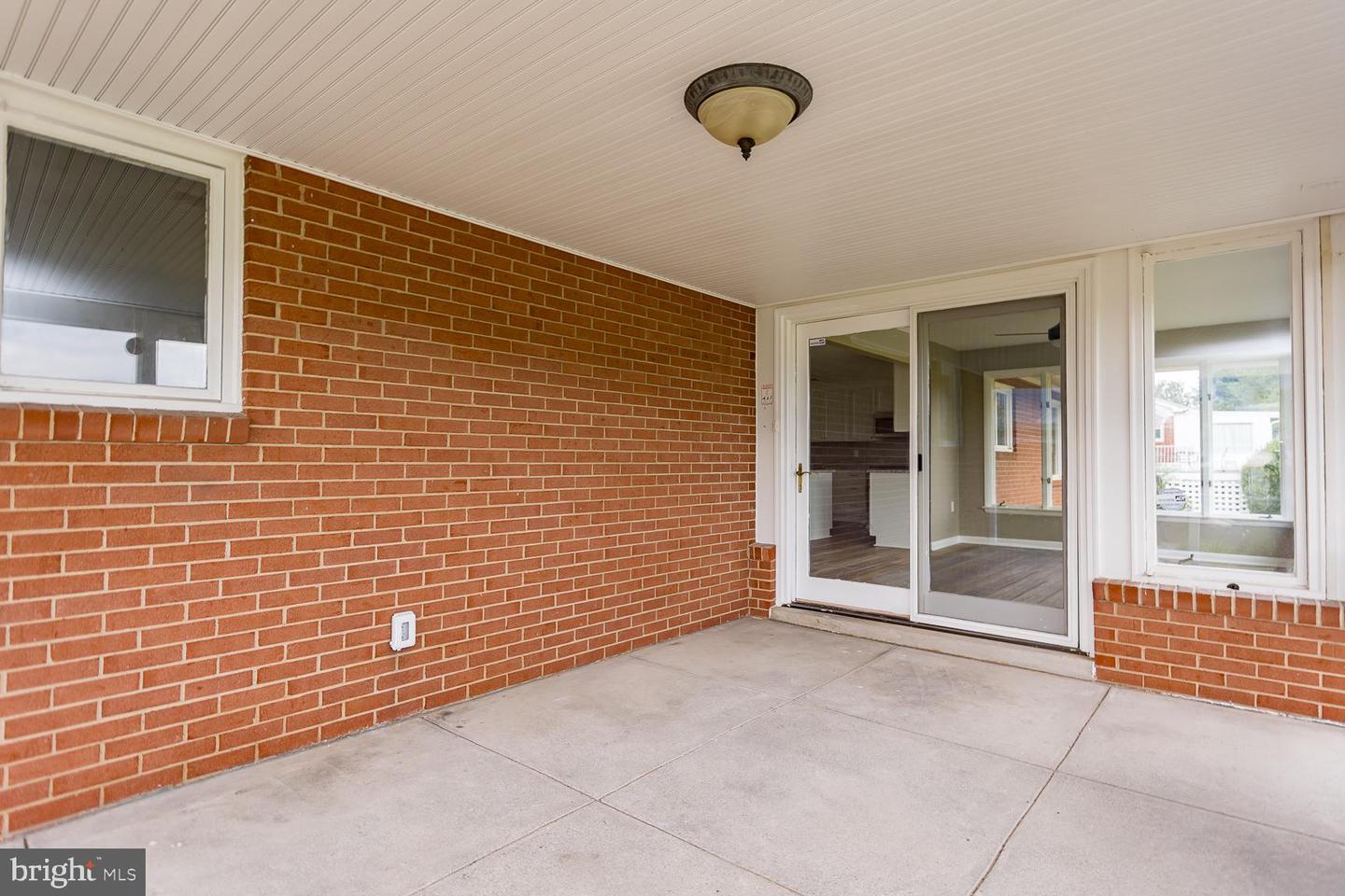 248 SHENVALEE DR, NEW MARKET, Virginia 22844, 4 Bedrooms Bedrooms, ,2 BathroomsBathrooms,Residential,For sale,248 SHENVALEE DR,VASH2013218 MLS # VASH2013218