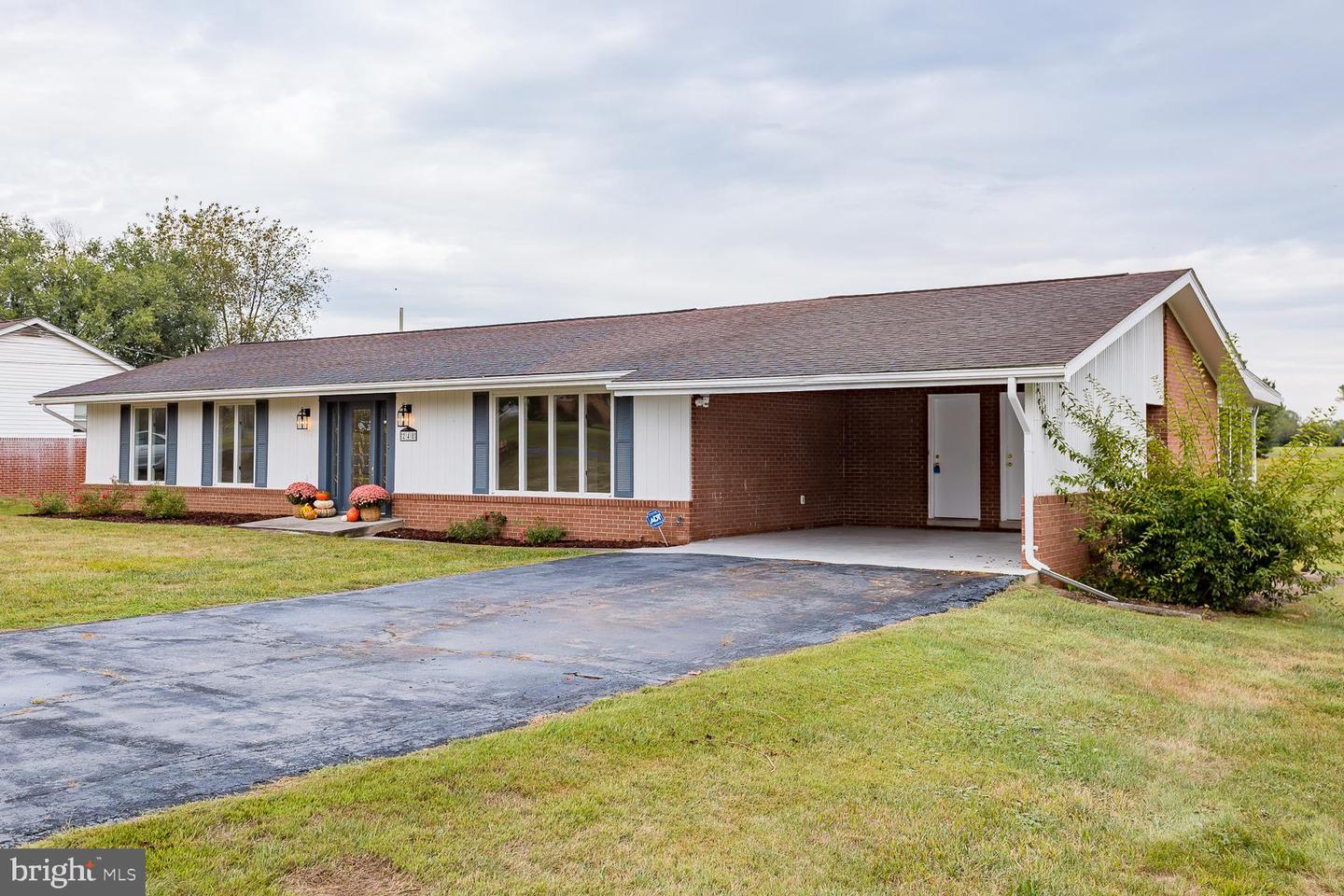 248 SHENVALEE DR, NEW MARKET, Virginia 22844, 4 Bedrooms Bedrooms, ,2 BathroomsBathrooms,Residential,For sale,248 SHENVALEE DR,VASH2013218 MLS # VASH2013218