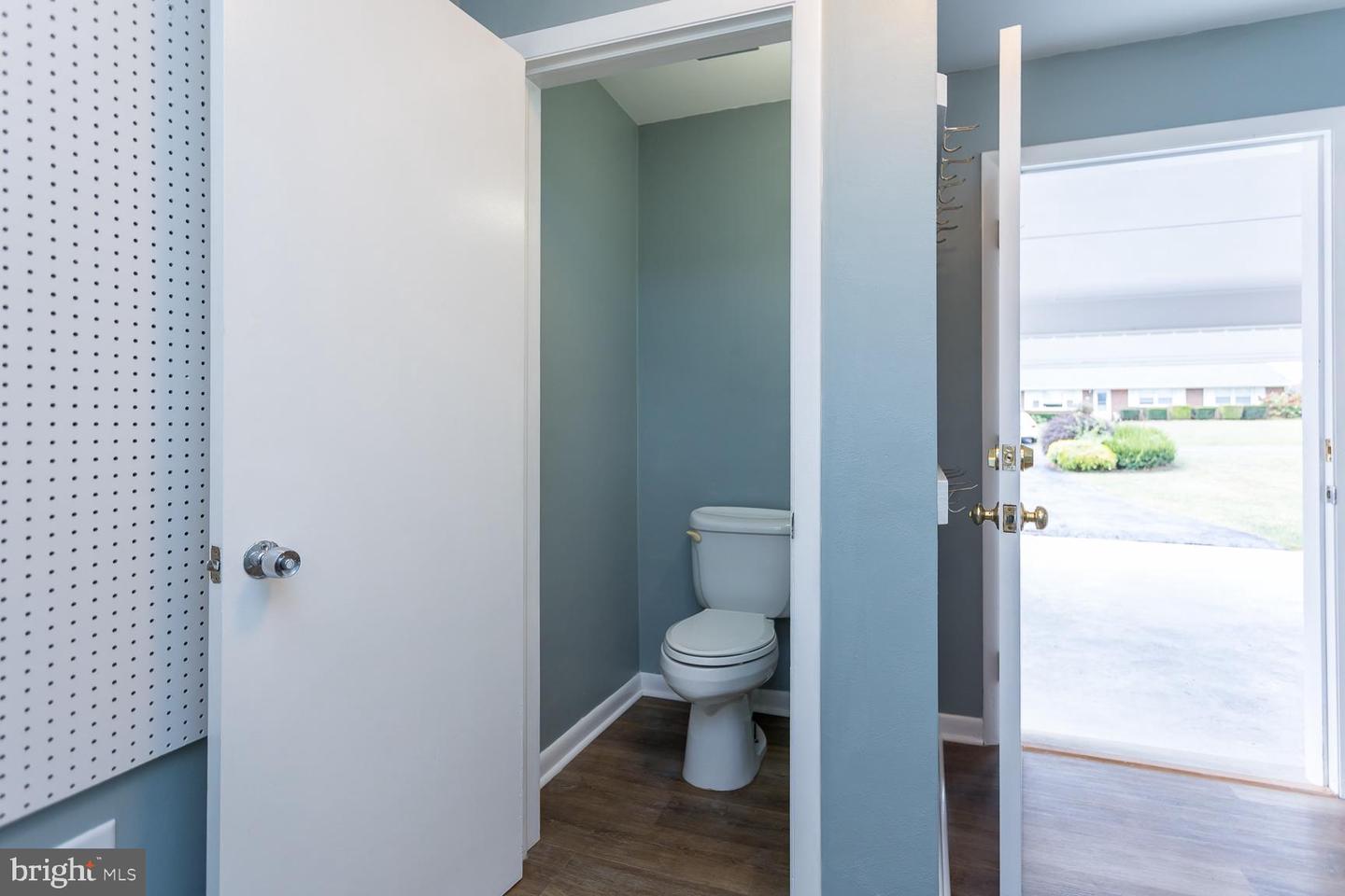 248 SHENVALEE DR, NEW MARKET, Virginia 22844, 4 Bedrooms Bedrooms, ,2 BathroomsBathrooms,Residential,For sale,248 SHENVALEE DR,VASH2013218 MLS # VASH2013218