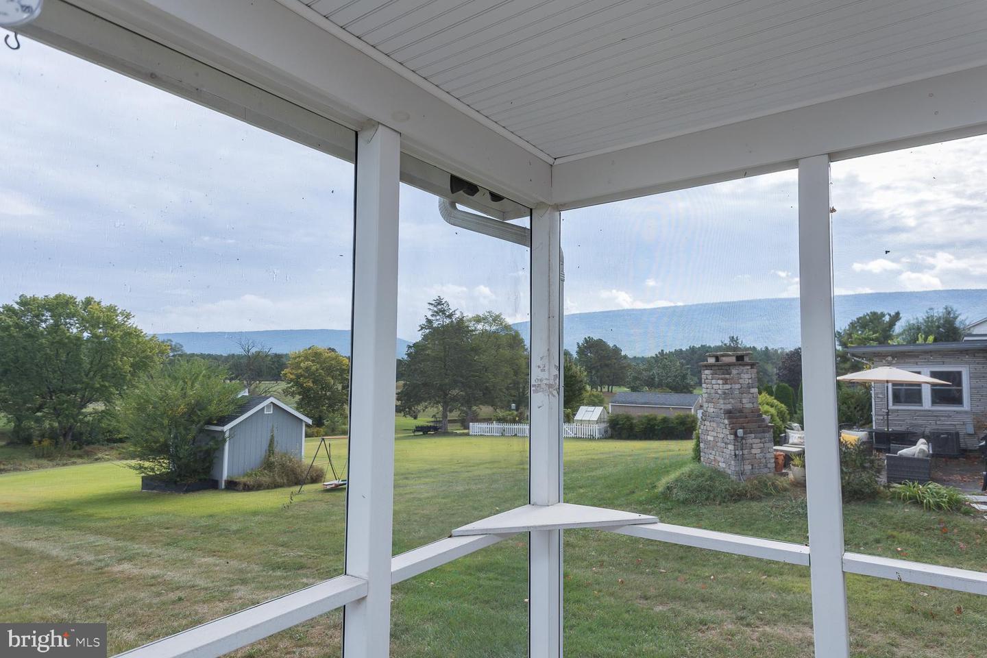 248 SHENVALEE DR, NEW MARKET, Virginia 22844, 4 Bedrooms Bedrooms, ,2 BathroomsBathrooms,Residential,For sale,248 SHENVALEE DR,VASH2013218 MLS # VASH2013218