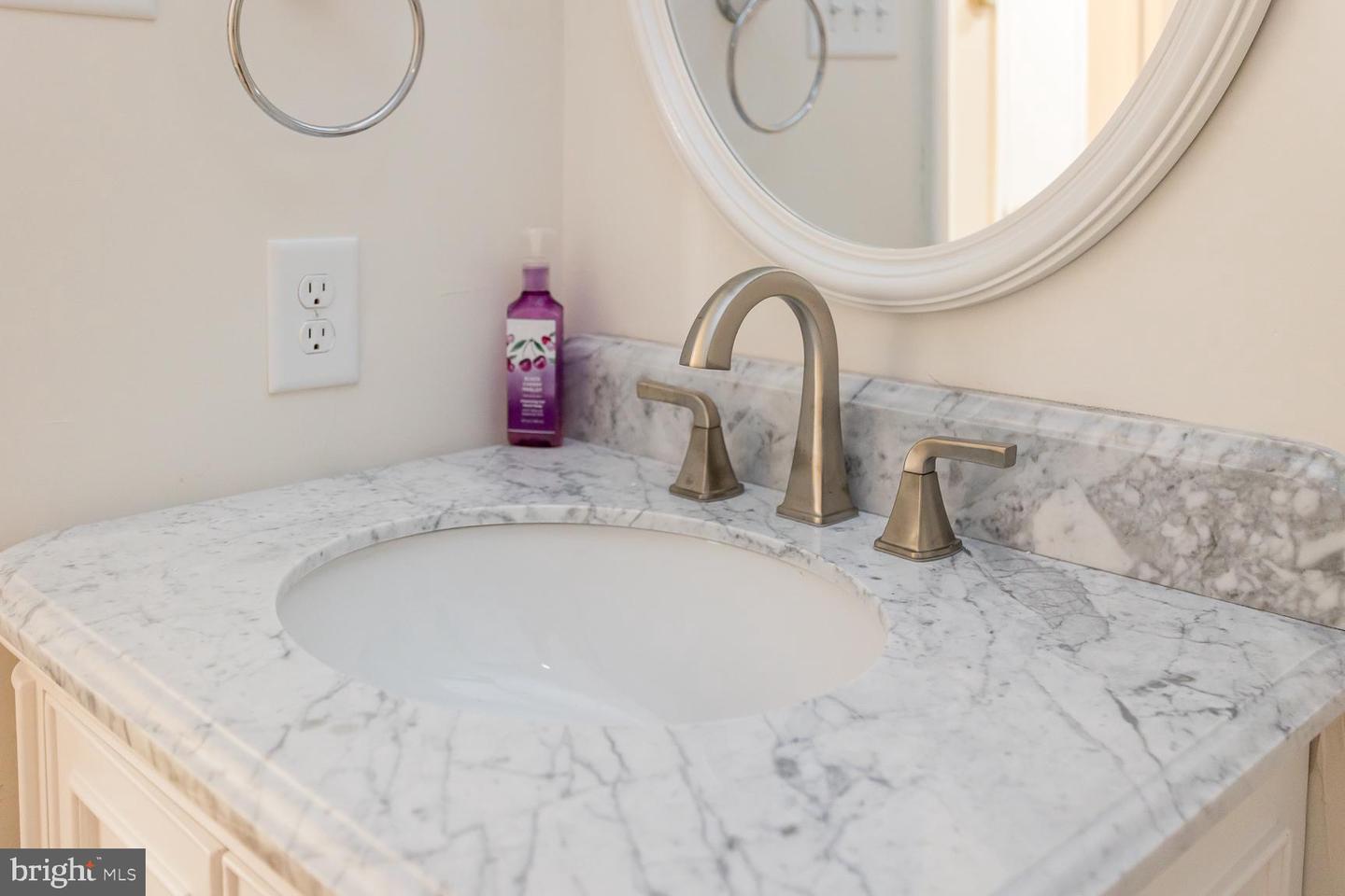 248 SHENVALEE DR, NEW MARKET, Virginia 22844, 4 Bedrooms Bedrooms, ,2 BathroomsBathrooms,Residential,For sale,248 SHENVALEE DR,VASH2013218 MLS # VASH2013218