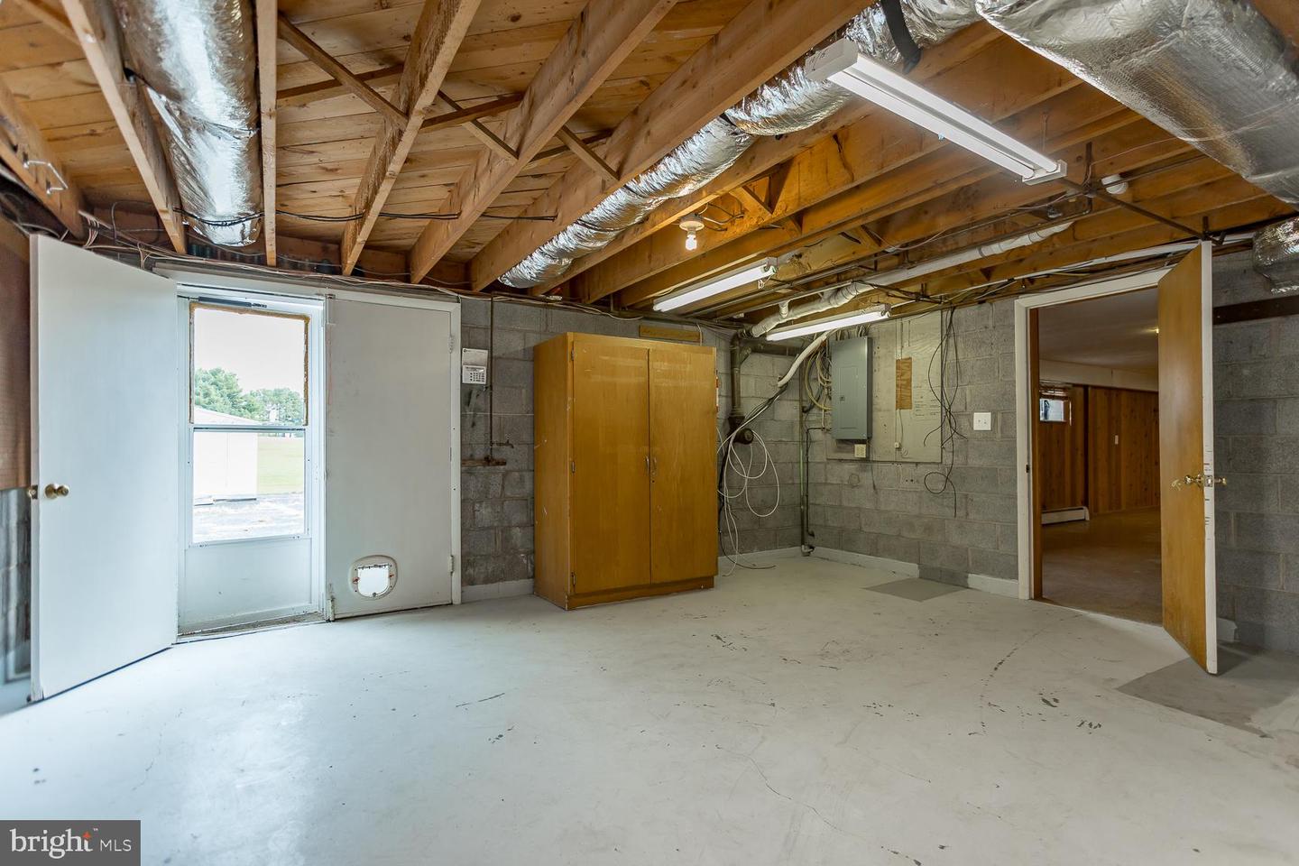 248 SHENVALEE DR, NEW MARKET, Virginia 22844, 4 Bedrooms Bedrooms, ,2 BathroomsBathrooms,Residential,For sale,248 SHENVALEE DR,VASH2013218 MLS # VASH2013218