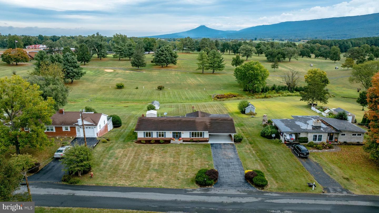 248 SHENVALEE DR, NEW MARKET, Virginia 22844, 4 Bedrooms Bedrooms, ,2 BathroomsBathrooms,Residential,For sale,248 SHENVALEE DR,VASH2013218 MLS # VASH2013218