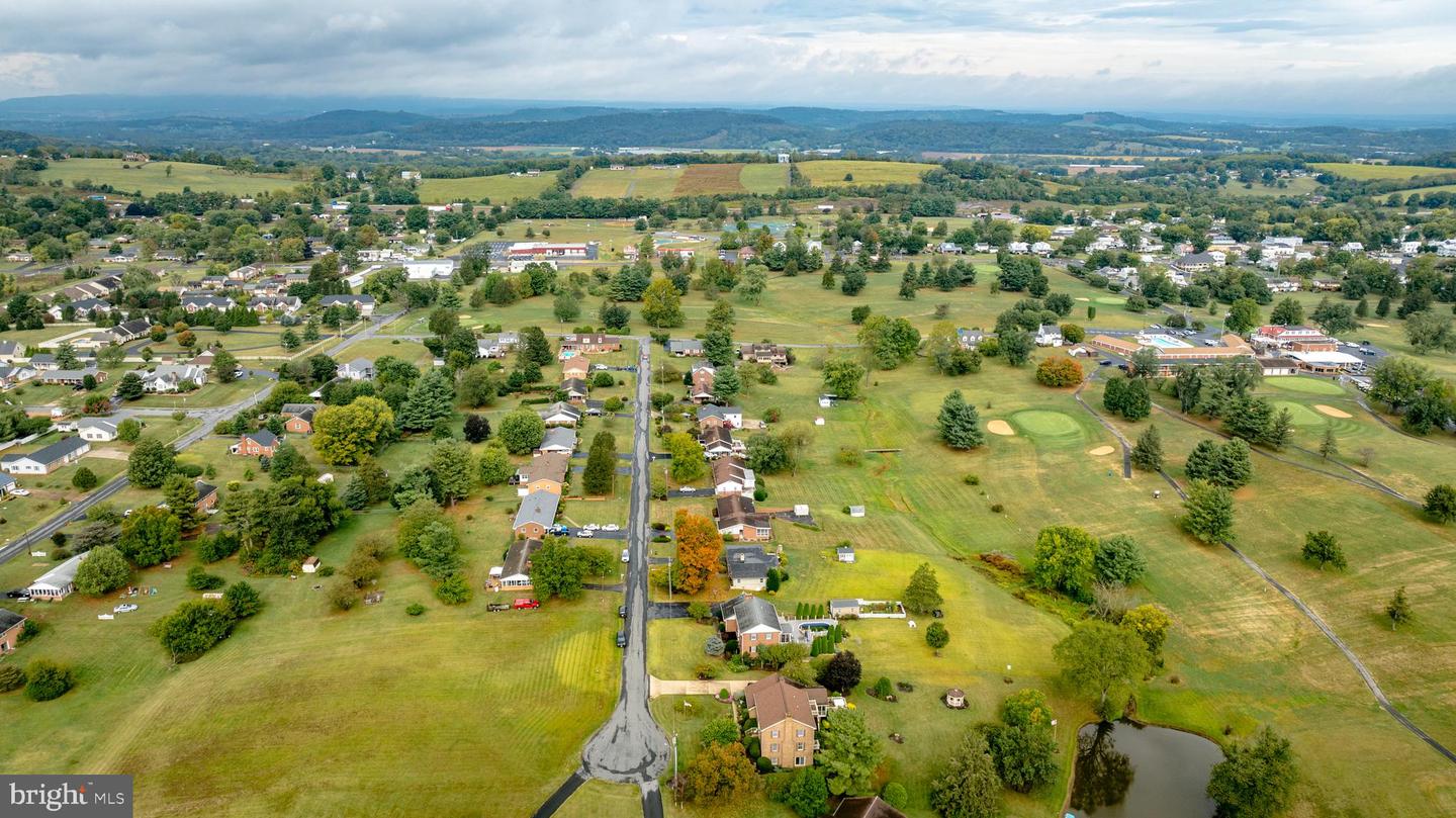 248 SHENVALEE DR, NEW MARKET, Virginia 22844, 4 Bedrooms Bedrooms, ,2 BathroomsBathrooms,Residential,For sale,248 SHENVALEE DR,VASH2013218 MLS # VASH2013218