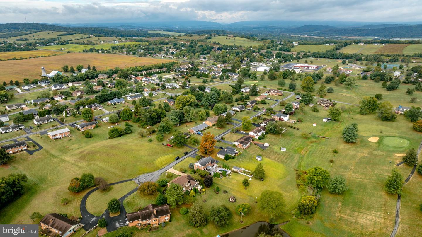 248 SHENVALEE DR, NEW MARKET, Virginia 22844, 4 Bedrooms Bedrooms, ,2 BathroomsBathrooms,Residential,For sale,248 SHENVALEE DR,VASH2013218 MLS # VASH2013218