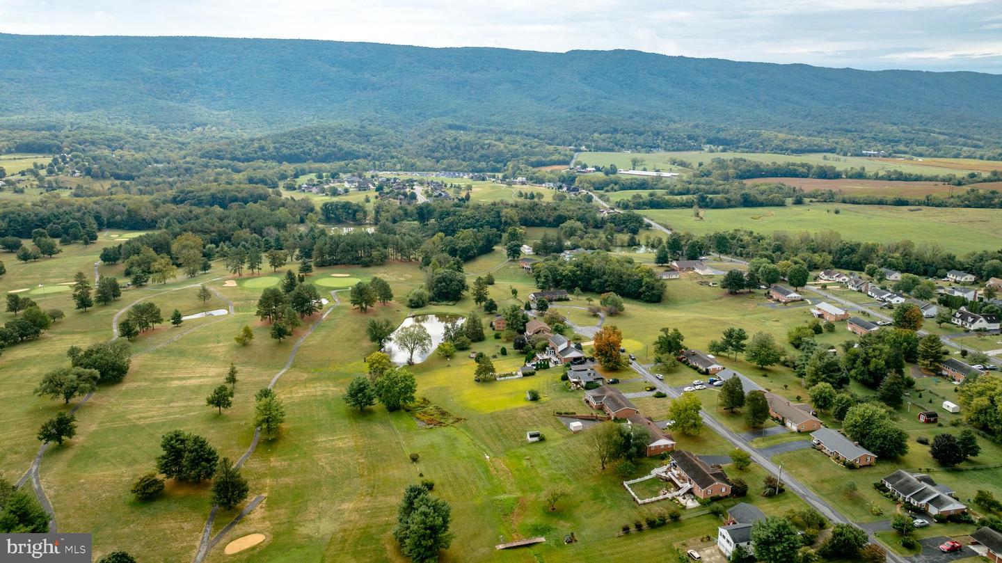 248 SHENVALEE DR, NEW MARKET, Virginia 22844, 4 Bedrooms Bedrooms, ,2 BathroomsBathrooms,Residential,For sale,248 SHENVALEE DR,VASH2013218 MLS # VASH2013218