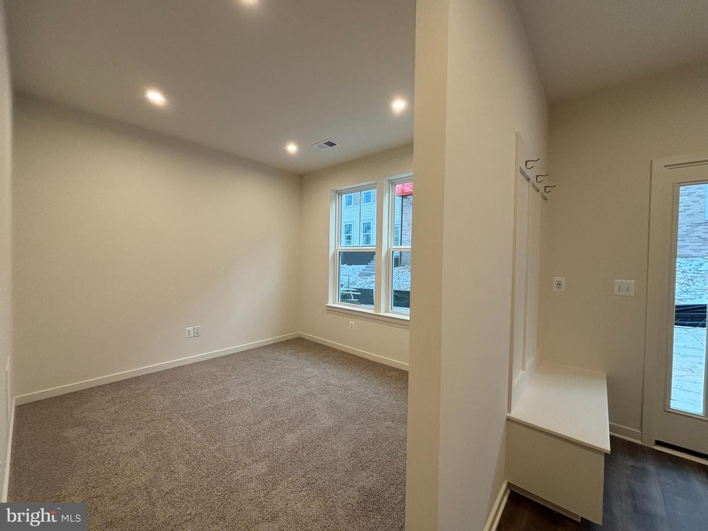 17954 ALICIA AVE, DUMFRIES, Virginia 22026, 3 Bedrooms Bedrooms, ,3 BathroomsBathrooms,Residential,For sale,17954 ALICIA AVE,VAPW2109264 MLS # VAPW2109264 17954 ALICIA AVE, DUMFRIES, Virginia 22026, 3 Bedrooms Bedrooms, ,3 BathroomsBathrooms,Residential,For sale,17954 ALICIA AVE,VAPW2109264 MLS # VAPW2109264