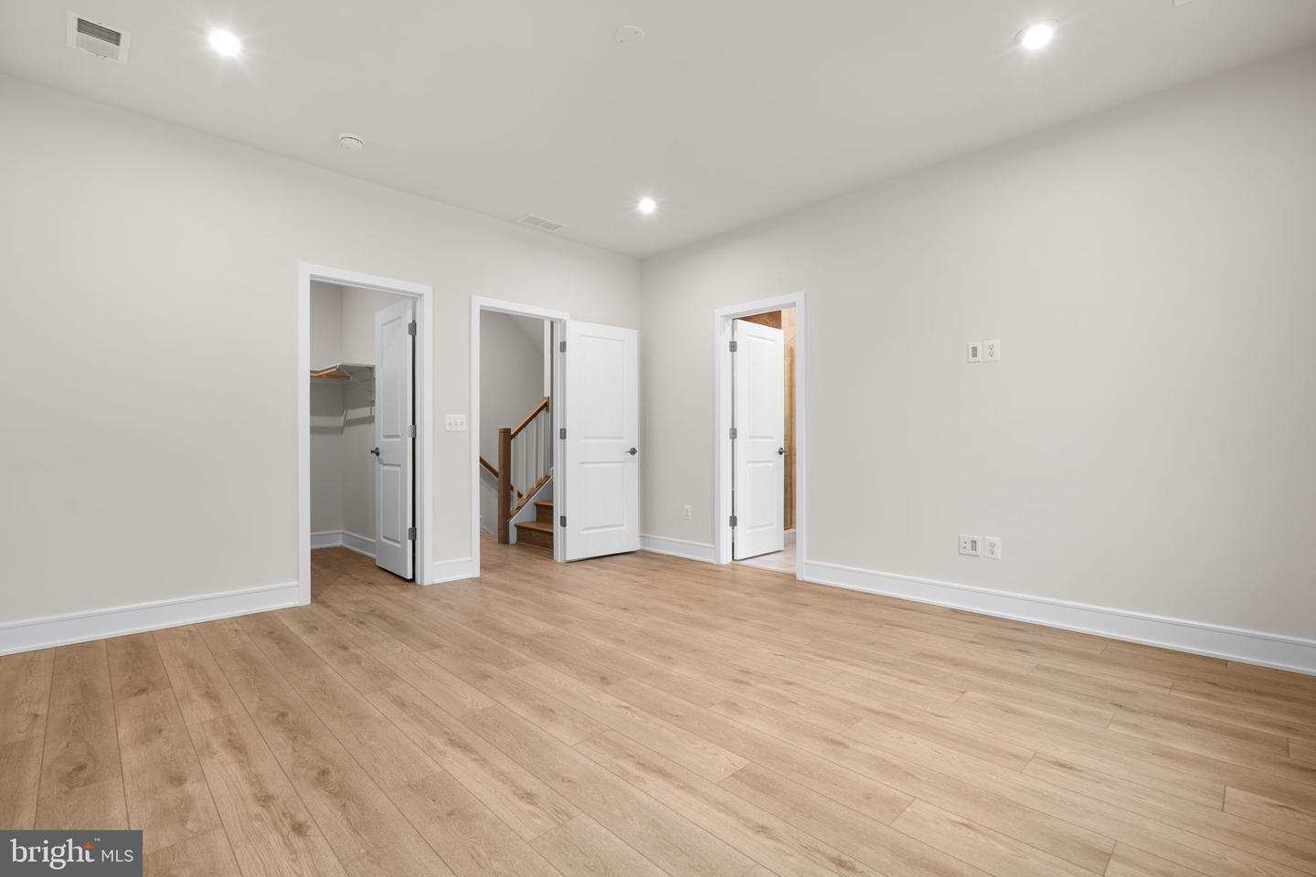 23021 BLUE EAGLE TER, ASHBURN, Virginia 20148, 4 Bedrooms Bedrooms, ,4 BathroomsBathrooms,Residential,For sale,23021 BLUE EAGLE TER,VALO2112474 MLS # VALO2112474