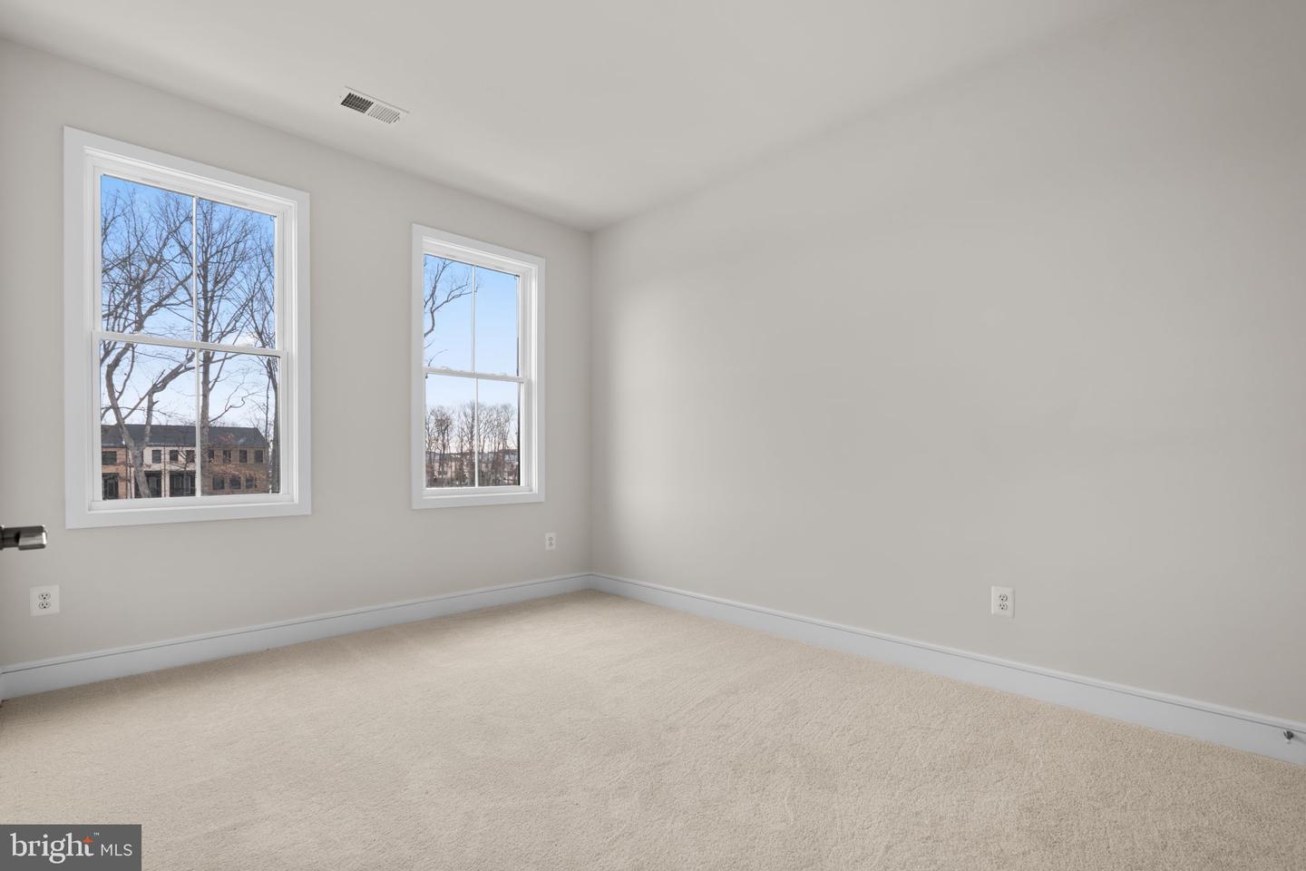 23021 BLUE EAGLE TER, ASHBURN, Virginia 20148, 4 Bedrooms Bedrooms, ,4 BathroomsBathrooms,Residential,For sale,23021 BLUE EAGLE TER,VALO2112474 MLS # VALO2112474