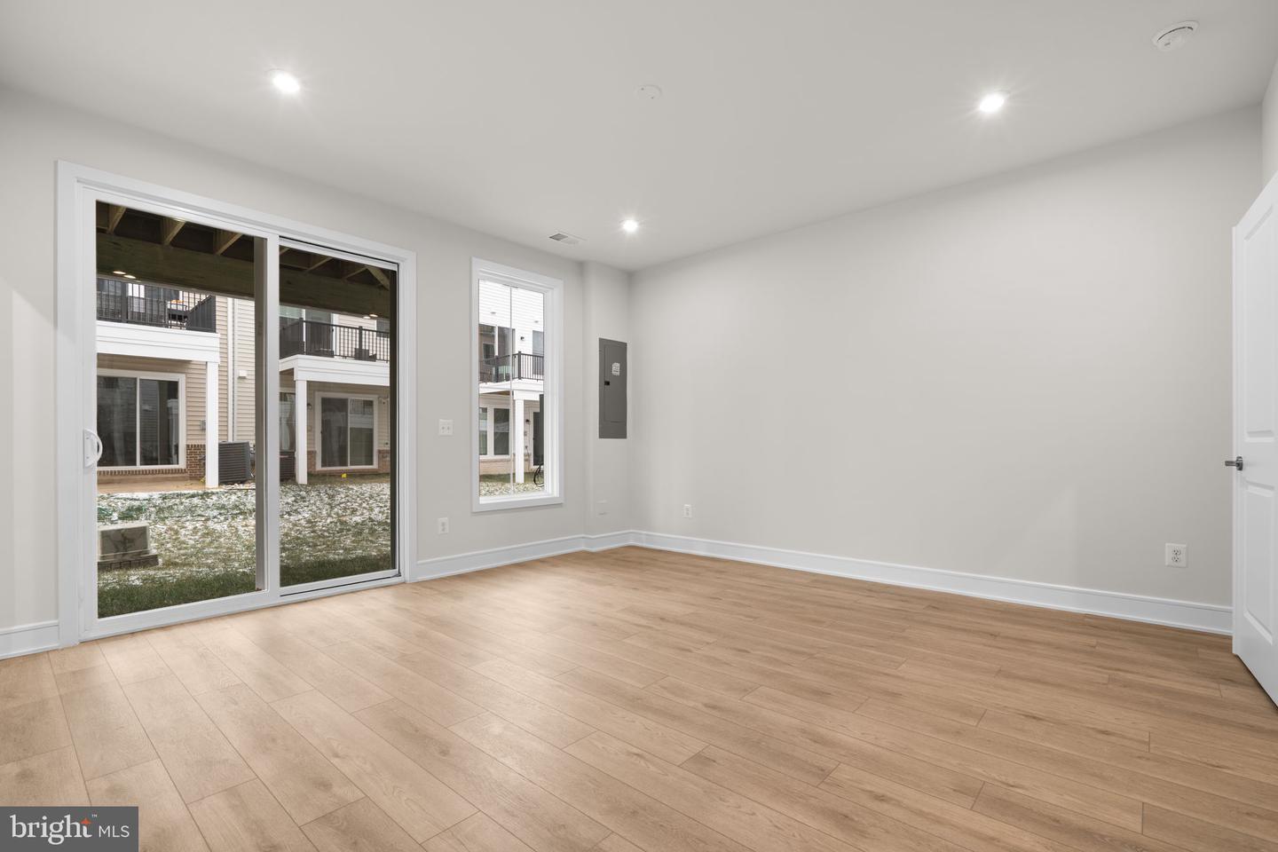 23021 BLUE EAGLE TER, ASHBURN, Virginia 20148, 4 Bedrooms Bedrooms, ,4 BathroomsBathrooms,Residential,For sale,23021 BLUE EAGLE TER,VALO2112474 MLS # VALO2112474