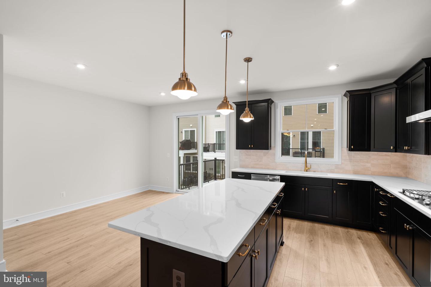 23021 BLUE EAGLE TER, ASHBURN, Virginia 20148, 4 Bedrooms Bedrooms, ,4 BathroomsBathrooms,Residential,For sale,23021 BLUE EAGLE TER,VALO2112474 MLS # VALO2112474