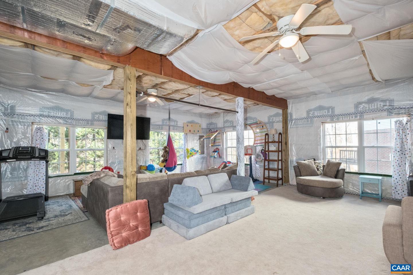 3158 SAGEBRUSH CT, CHARLOTTESVILLE, Virginia 22911, 4 Bedrooms Bedrooms, ,2 BathroomsBathrooms,Residential,For sale,3158 SAGEBRUSH CT,671896 MLS # 671896