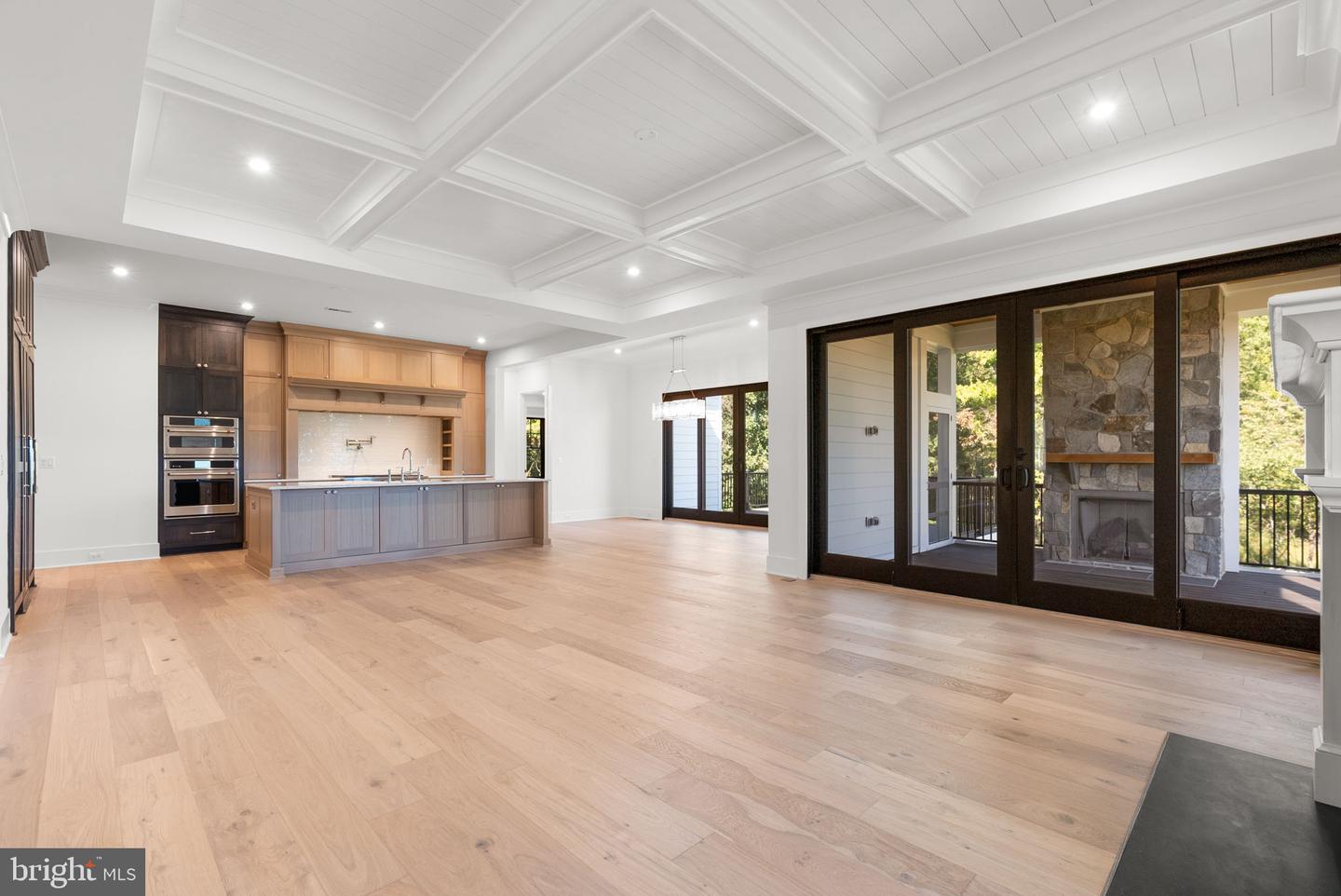 38652 JOHN WOLFORD RD, WATERFORD, Virginia 20197, 5 Bedrooms Bedrooms, ,5 BathroomsBathrooms,Residential,For sale,38652 JOHN WOLFORD RD,VALO2112478 MLS # VALO2112478