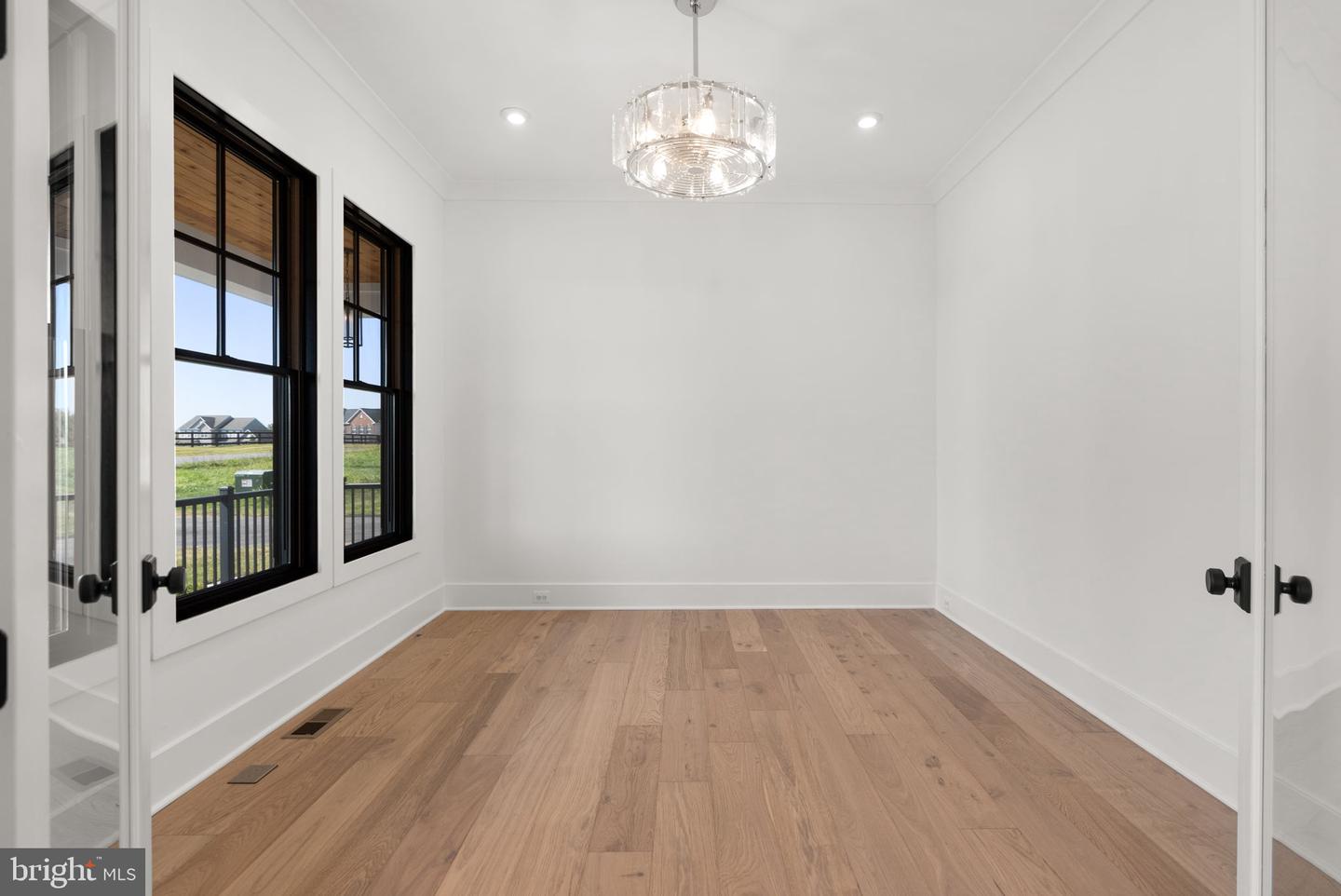 38652 JOHN WOLFORD RD, WATERFORD, Virginia 20197, 5 Bedrooms Bedrooms, ,5 BathroomsBathrooms,Residential,For sale,38652 JOHN WOLFORD RD,VALO2112478 MLS # VALO2112478