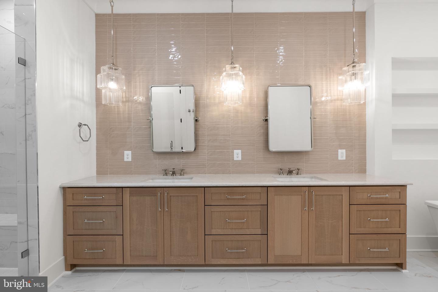 38652 JOHN WOLFORD RD, WATERFORD, Virginia 20197, 5 Bedrooms Bedrooms, ,5 BathroomsBathrooms,Residential,For sale,38652 JOHN WOLFORD RD,VALO2112478 MLS # VALO2112478