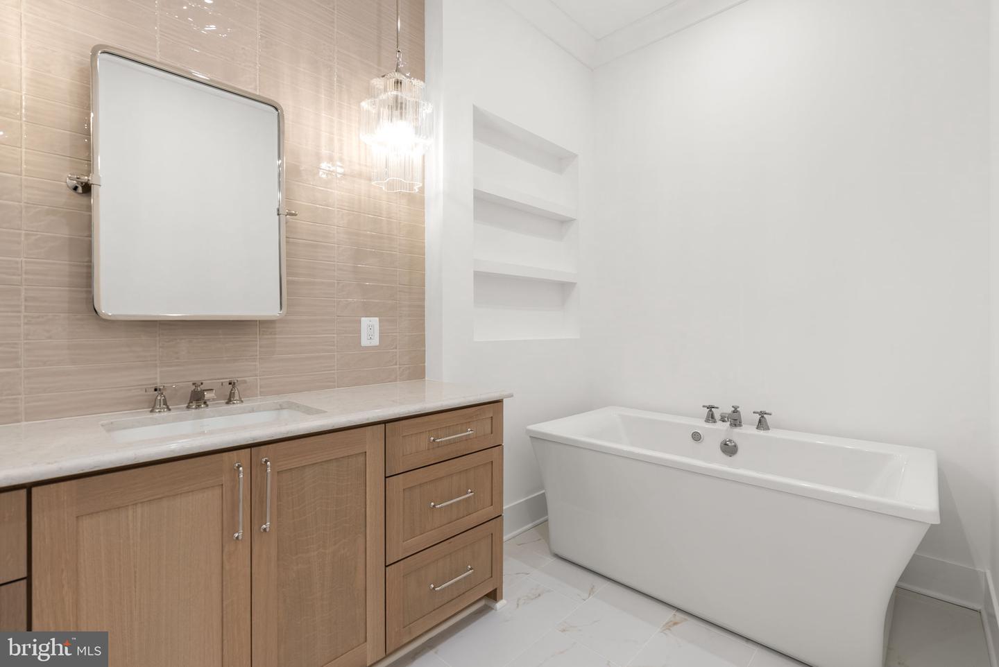 38652 JOHN WOLFORD RD, WATERFORD, Virginia 20197, 5 Bedrooms Bedrooms, ,5 BathroomsBathrooms,Residential,For sale,38652 JOHN WOLFORD RD,VALO2112478 MLS # VALO2112478