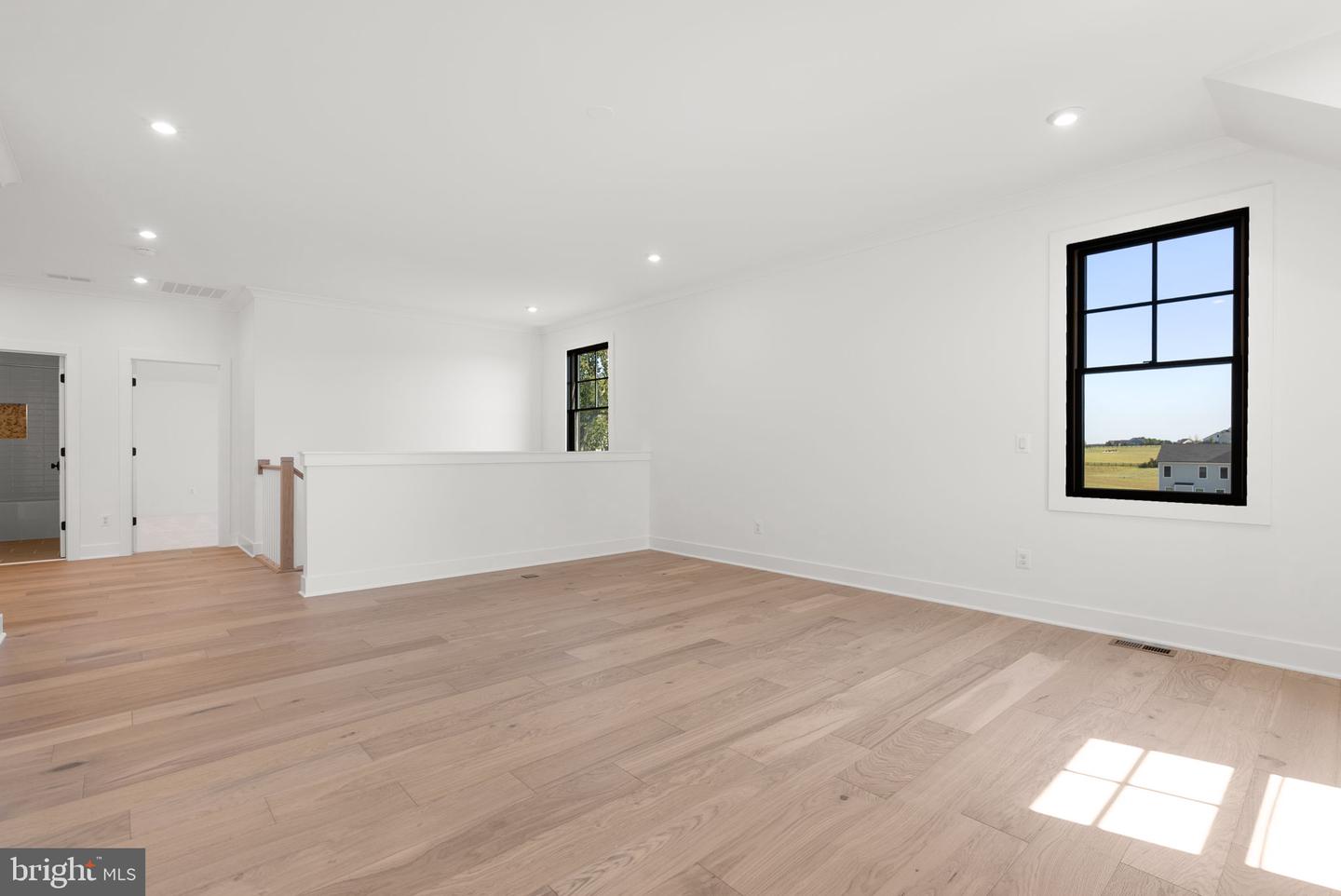 38652 JOHN WOLFORD RD, WATERFORD, Virginia 20197, 5 Bedrooms Bedrooms, ,5 BathroomsBathrooms,Residential,For sale,38652 JOHN WOLFORD RD,VALO2112478 MLS # VALO2112478