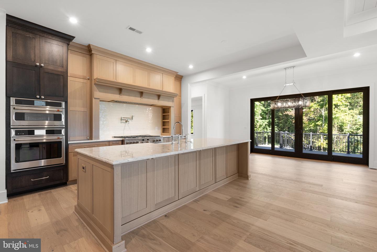 38652 JOHN WOLFORD RD, WATERFORD, Virginia 20197, 5 Bedrooms Bedrooms, ,5 BathroomsBathrooms,Residential,For sale,38652 JOHN WOLFORD RD,VALO2112478 MLS # VALO2112478