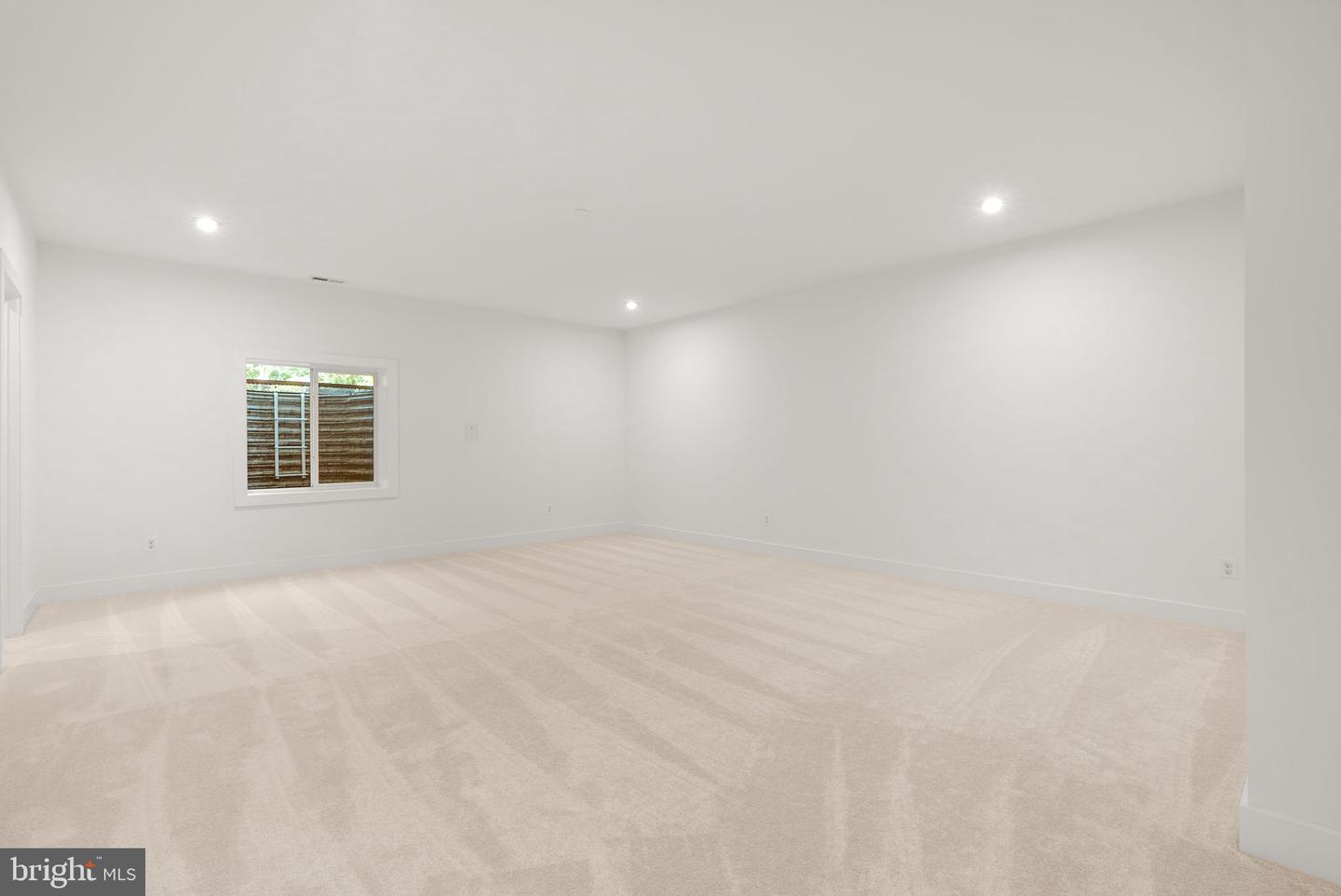 38652 JOHN WOLFORD RD, WATERFORD, Virginia 20197, 5 Bedrooms Bedrooms, ,5 BathroomsBathrooms,Residential,For sale,38652 JOHN WOLFORD RD,VALO2112478 MLS # VALO2112478