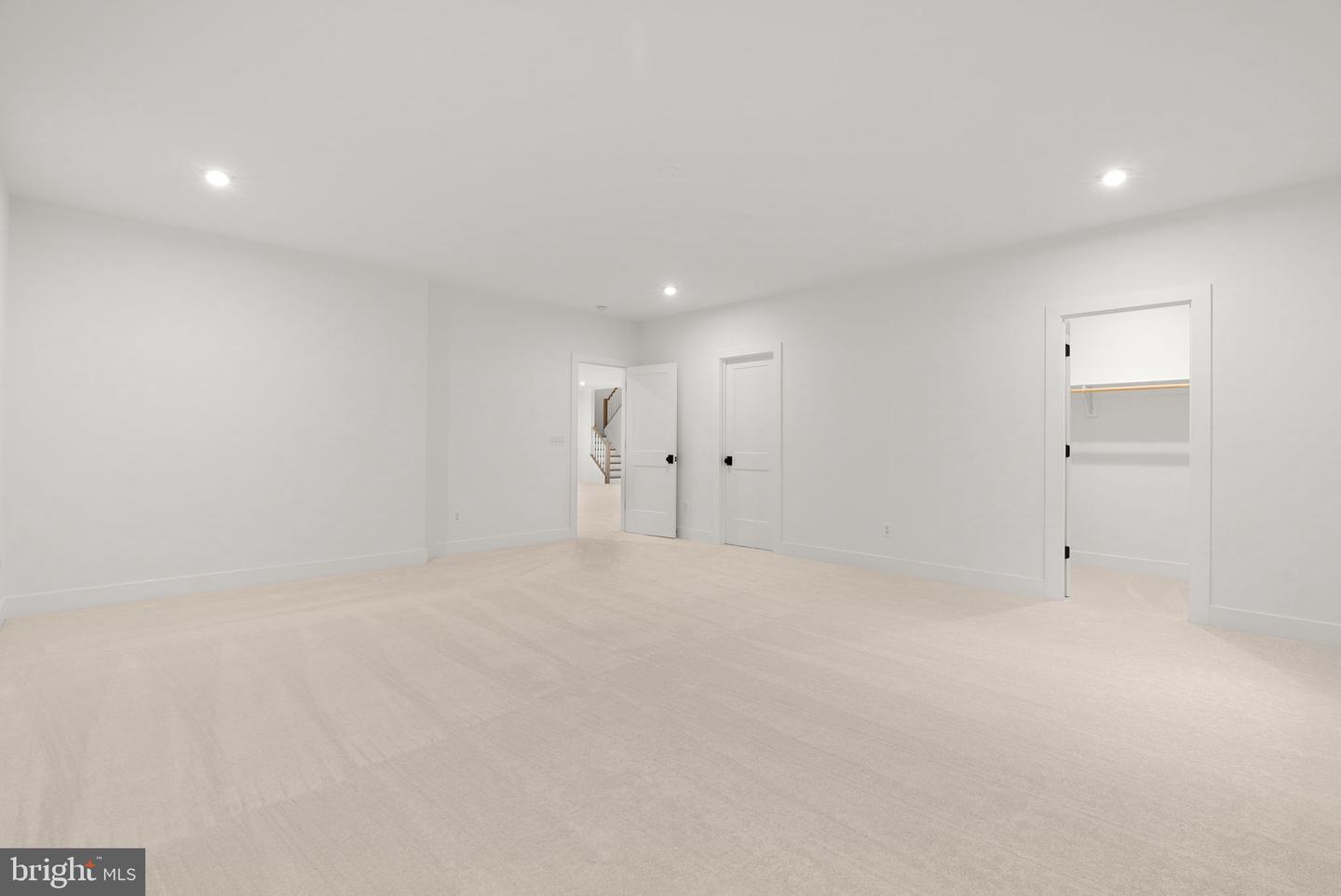 38652 JOHN WOLFORD RD, WATERFORD, Virginia 20197, 5 Bedrooms Bedrooms, ,5 BathroomsBathrooms,Residential,For sale,38652 JOHN WOLFORD RD,VALO2112478 MLS # VALO2112478