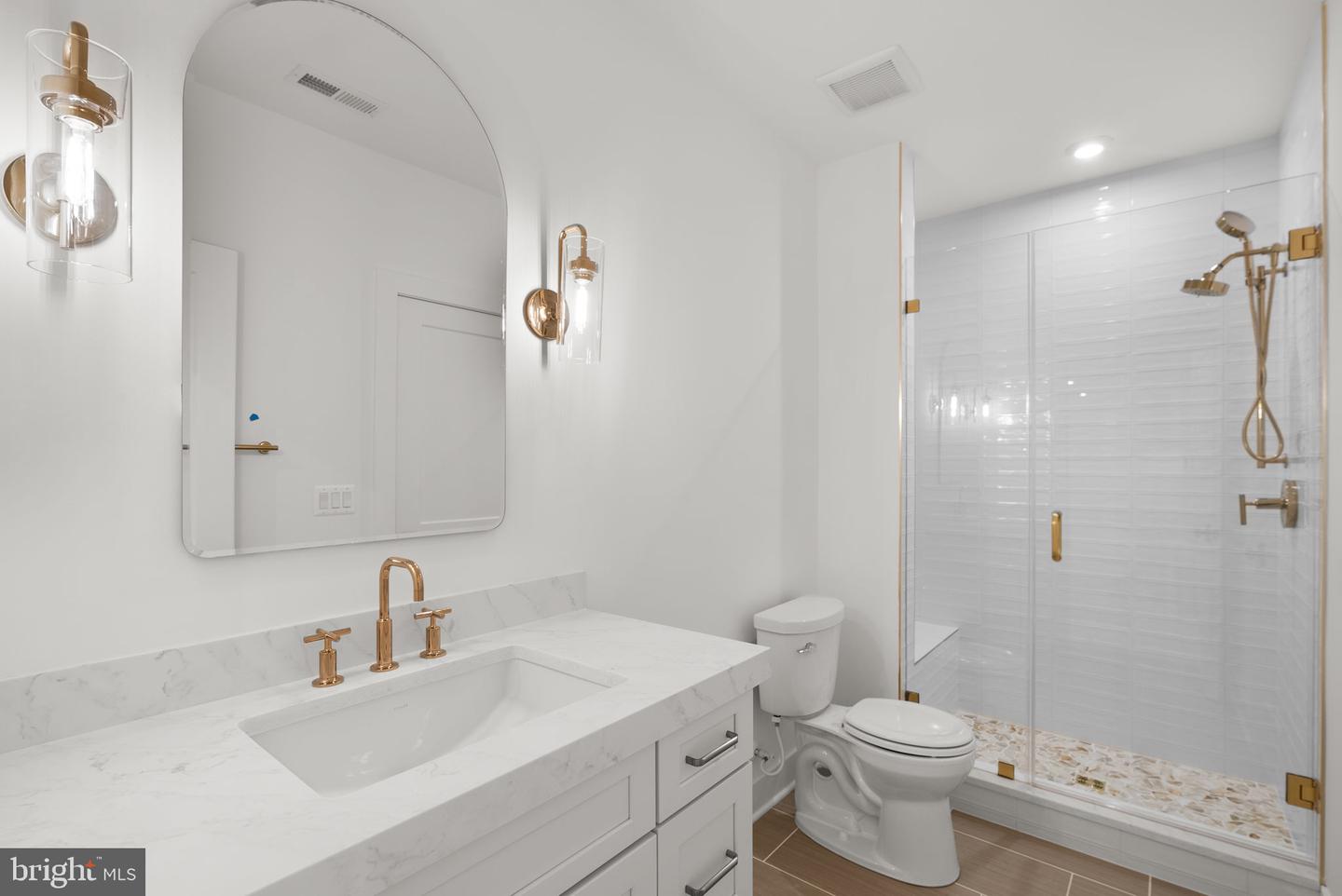 38652 JOHN WOLFORD RD, WATERFORD, Virginia 20197, 5 Bedrooms Bedrooms, ,5 BathroomsBathrooms,Residential,For sale,38652 JOHN WOLFORD RD,VALO2112478 MLS # VALO2112478