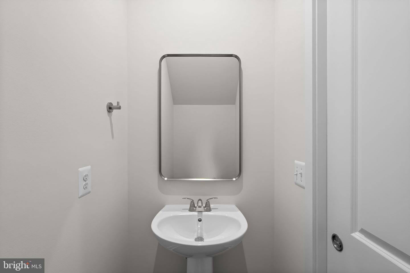 114 KEYSTONE, WINCHESTER, Virginia 22603, 3 Bedrooms Bedrooms, ,2 BathroomsBathrooms,Residential,For sale,114 KEYSTONE,VAFV2038506 MLS # VAFV2038506 114 KEYSTONE, WINCHESTER, Virginia 22603, 3 Bedrooms Bedrooms, ,2 BathroomsBathrooms,Residential,For sale,114 KEYSTONE,VAFV2038506 MLS # VAFV2038506