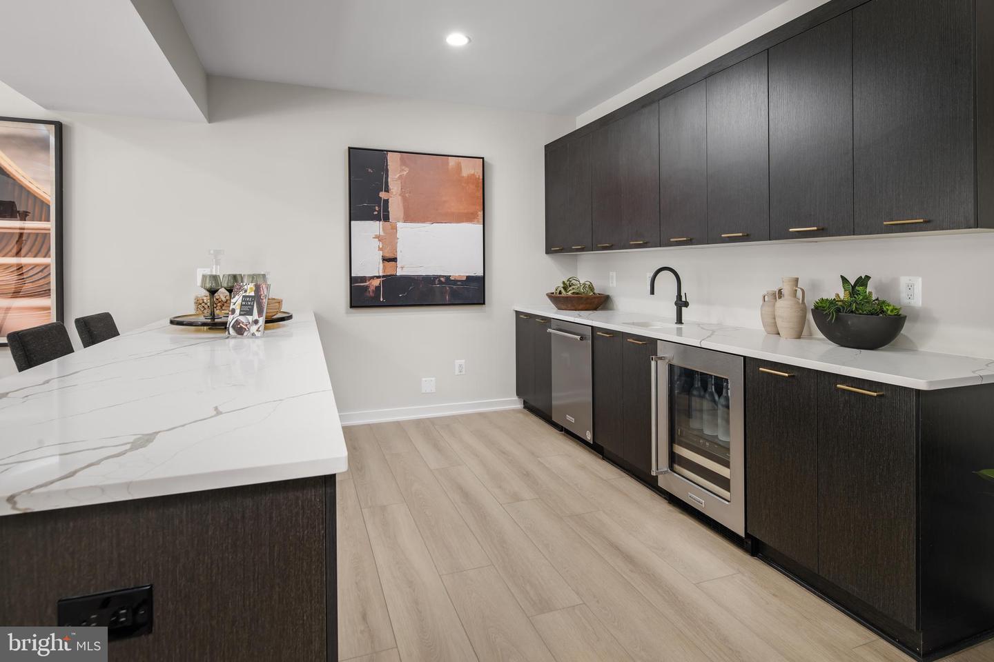 41696 OAK BEND CT, ALDIE, Virginia 20105, 6 Bedrooms Bedrooms, ,6 BathroomsBathrooms,Residential,For sale,41696 OAK BEND CT,VALO2112482 MLS # VALO2112482 41696 OAK BEND CT, ALDIE, Virginia 20105, 6 Bedrooms Bedrooms, ,6 BathroomsBathrooms,Residential,For sale,41696 OAK BEND CT,VALO2112482 MLS # VALO2112482